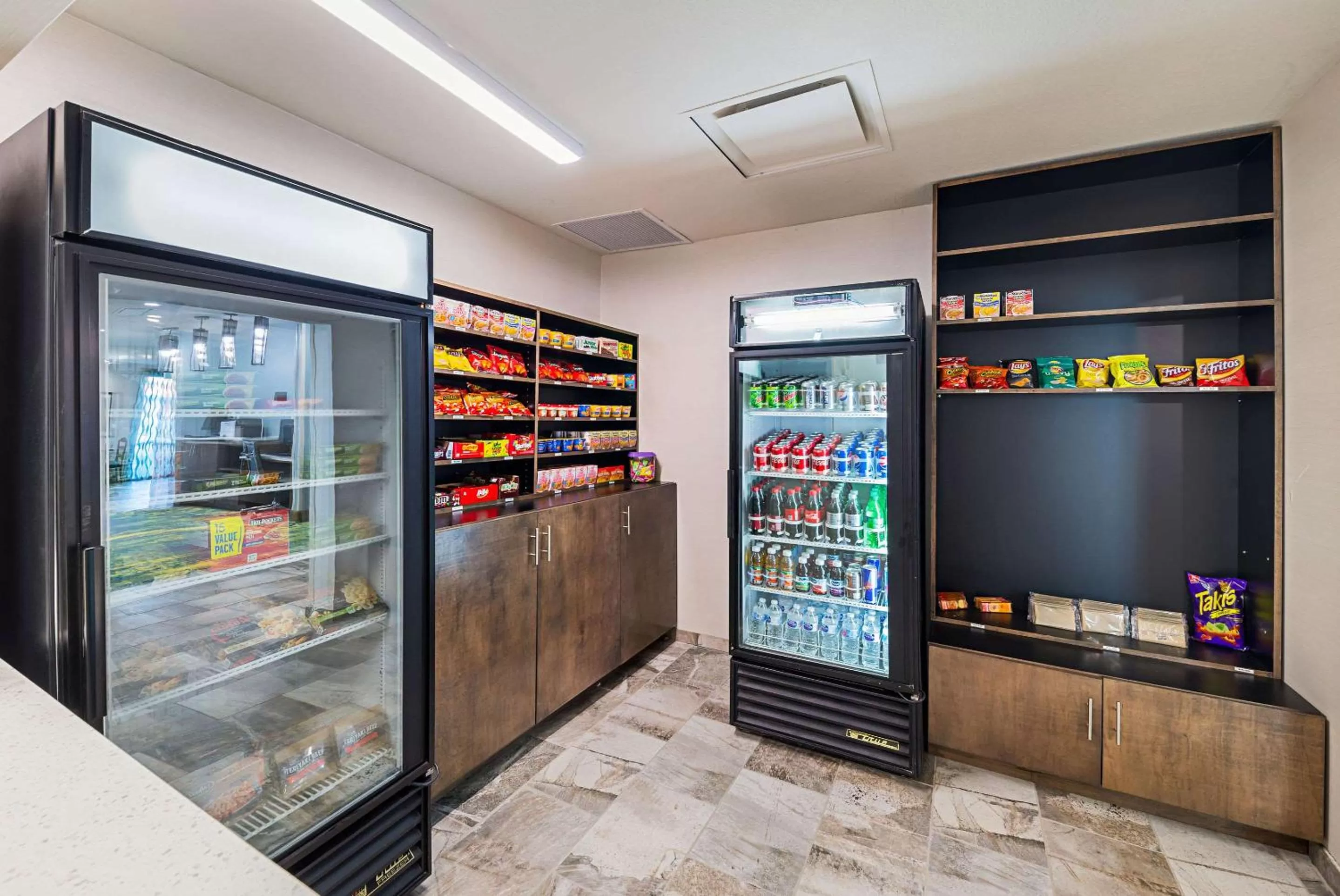 Food and drinks in Comfort Inn & Suites Oklahoma City near Bricktown