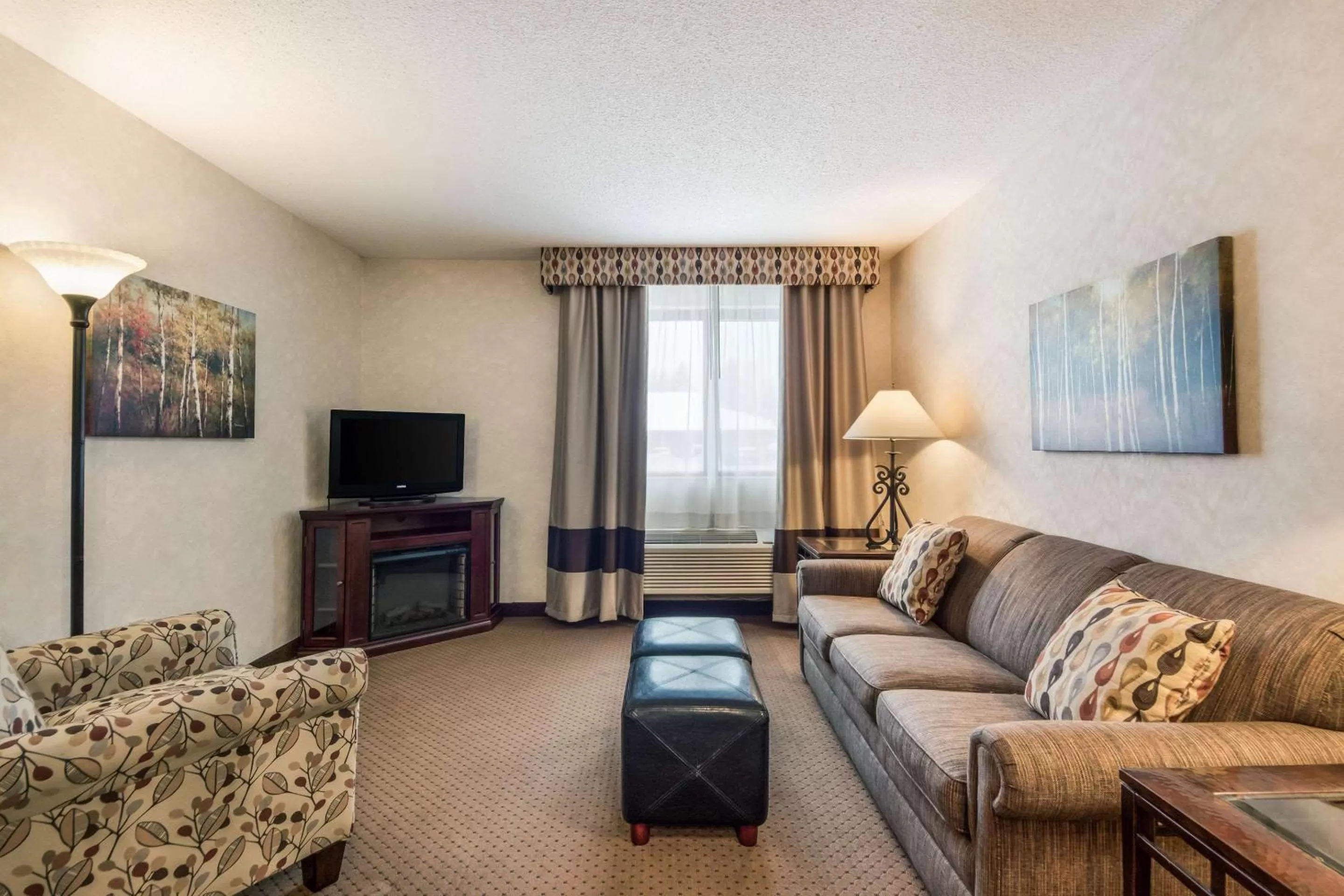 Photo of the whole room in Quality Inn & Suites Newberry