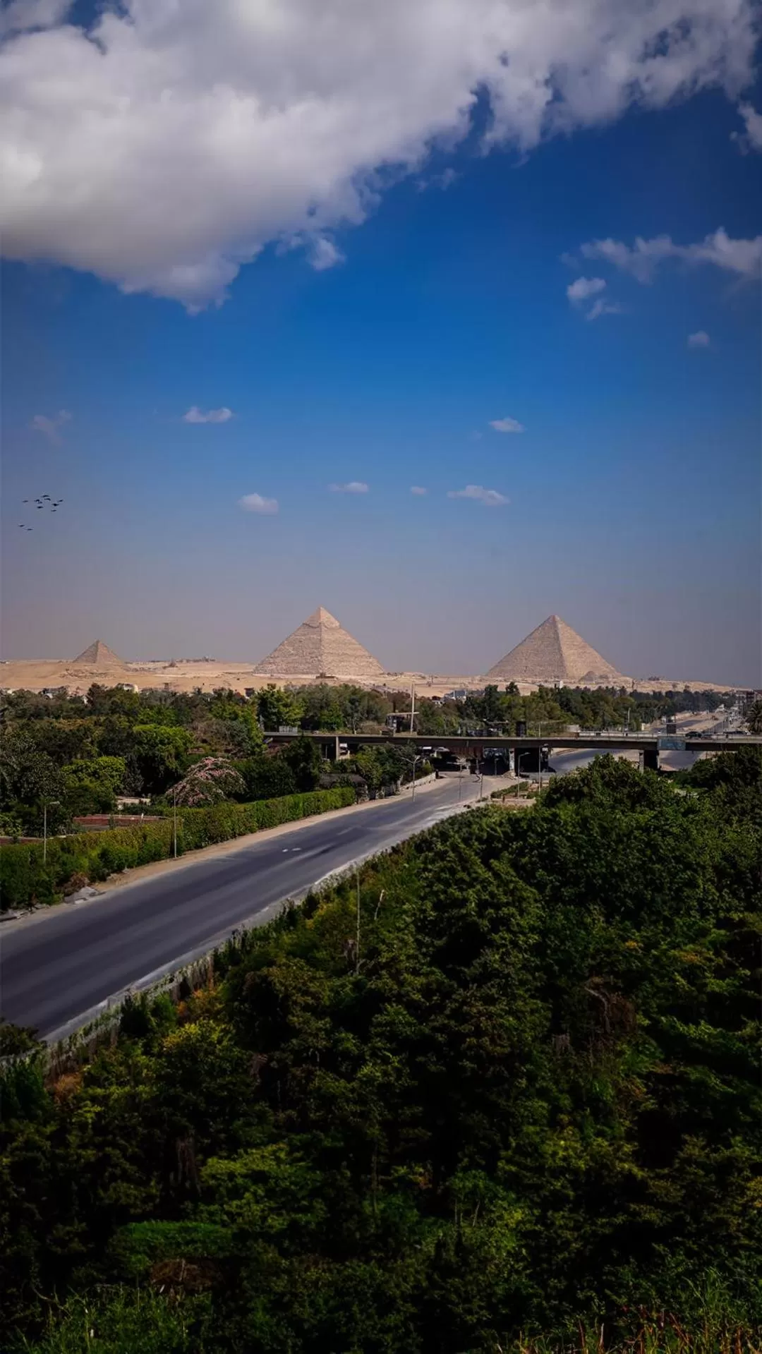 Mountain view in Pyramids sunrise inn