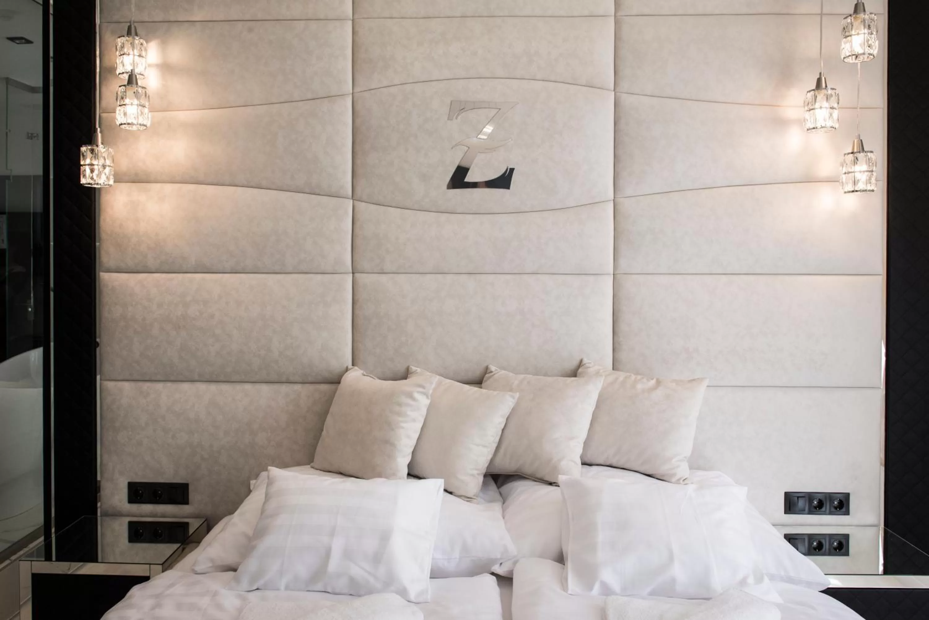 Bedroom, Bed in Z Rooms Boutique Smart Hotel, személyzet nélkül