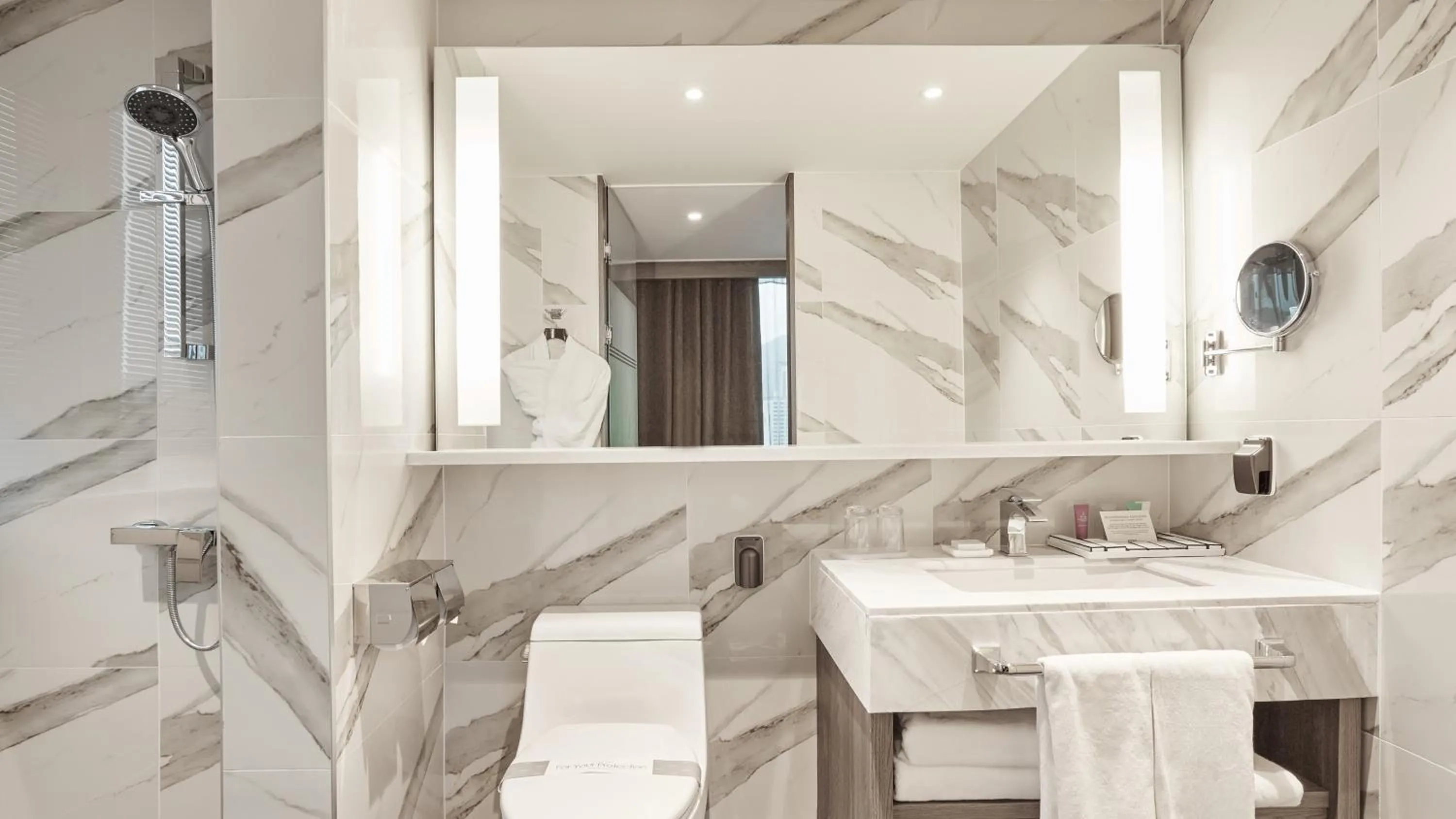 Shower in Kent Hotel Gwangalli by Kensington