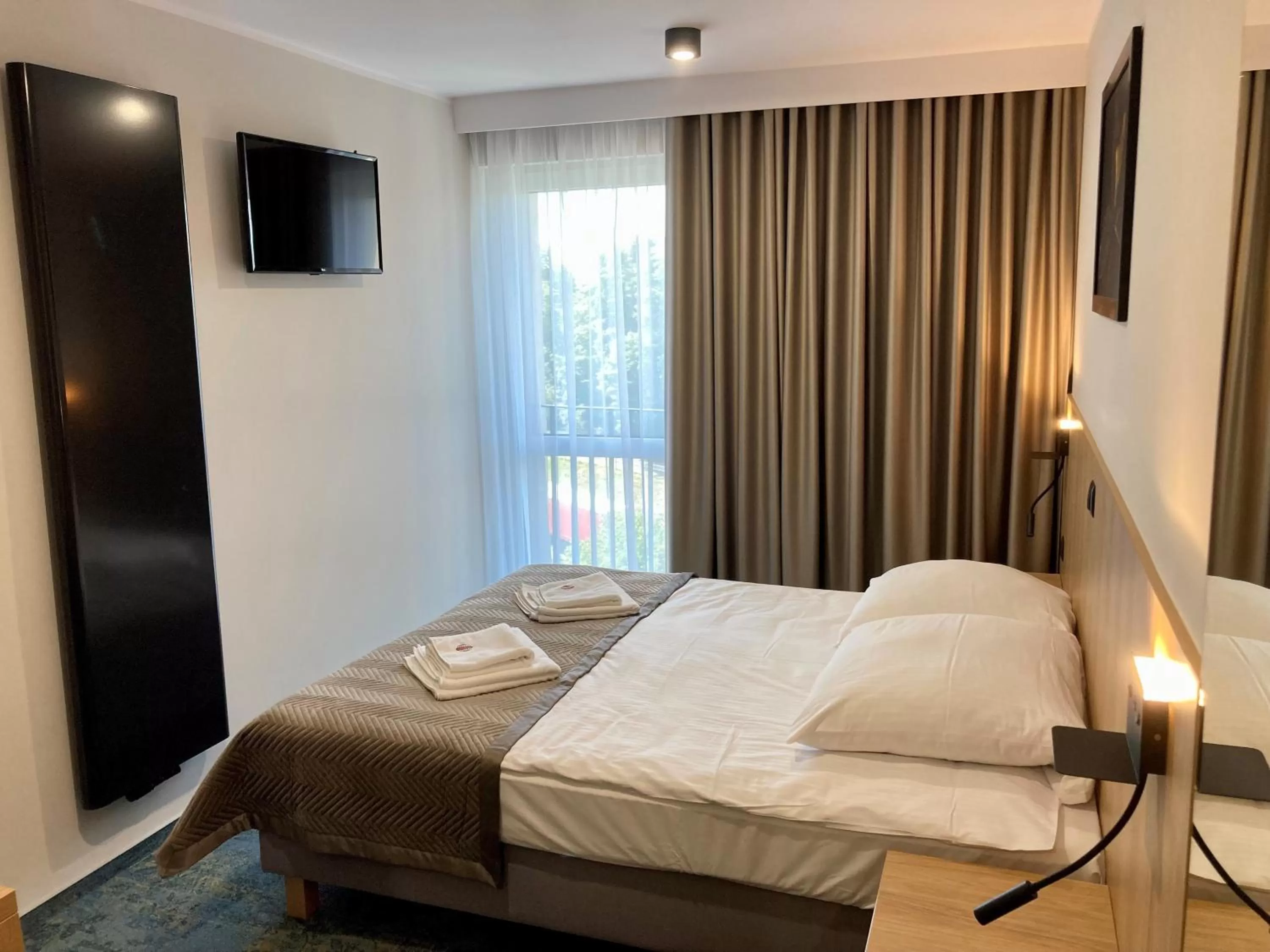 Photo of the whole room, Bed in Hotel Gromada Łomża