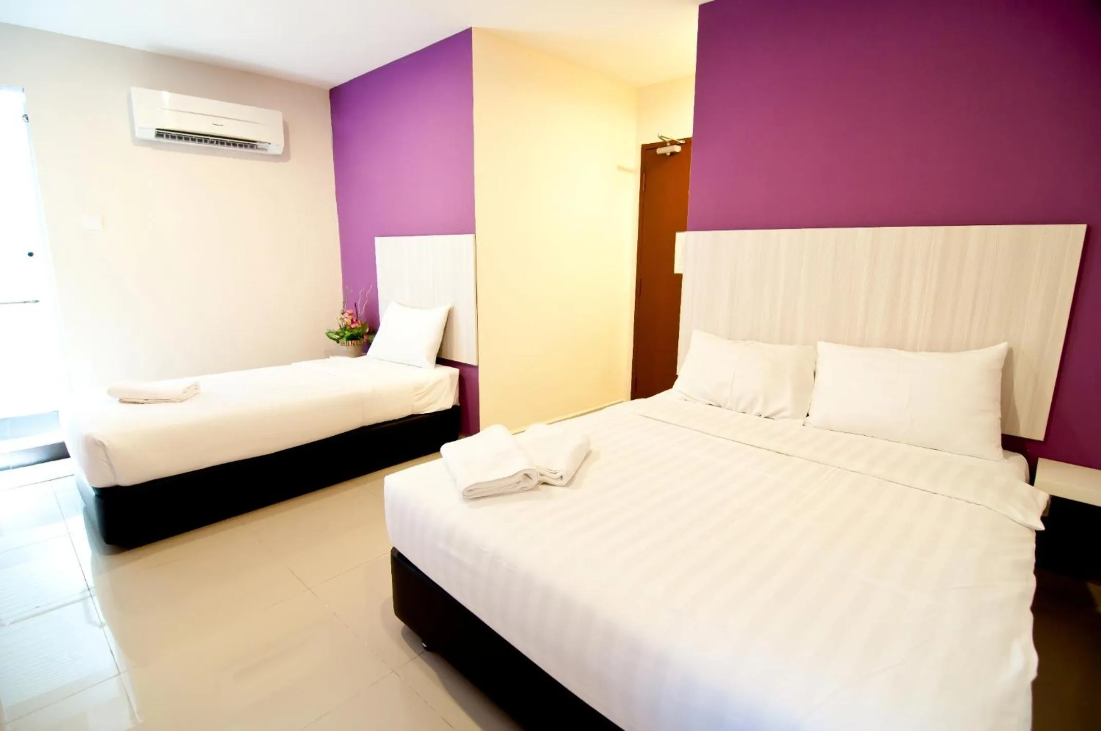 Photo of the whole room, Bed in 101 Hotel Bangi