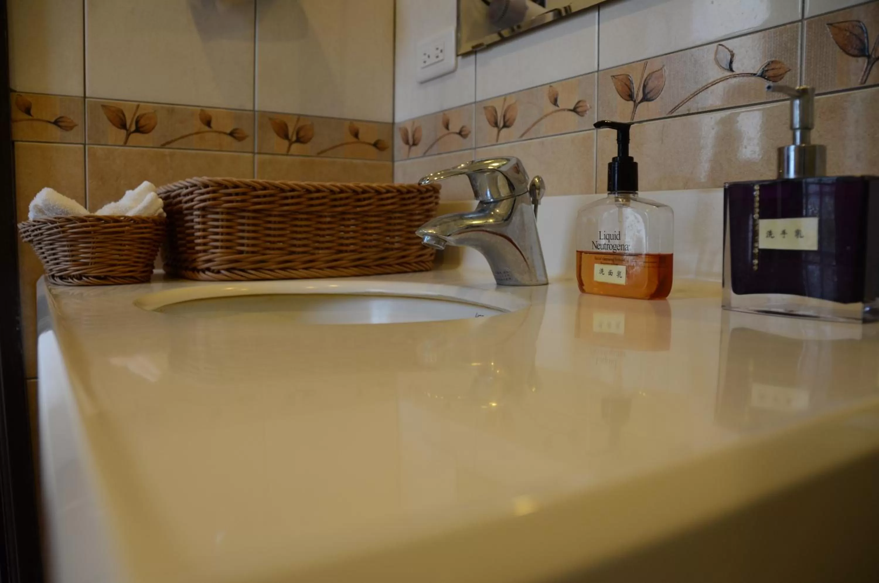 Bathroom in Rainbow Bridge B&B