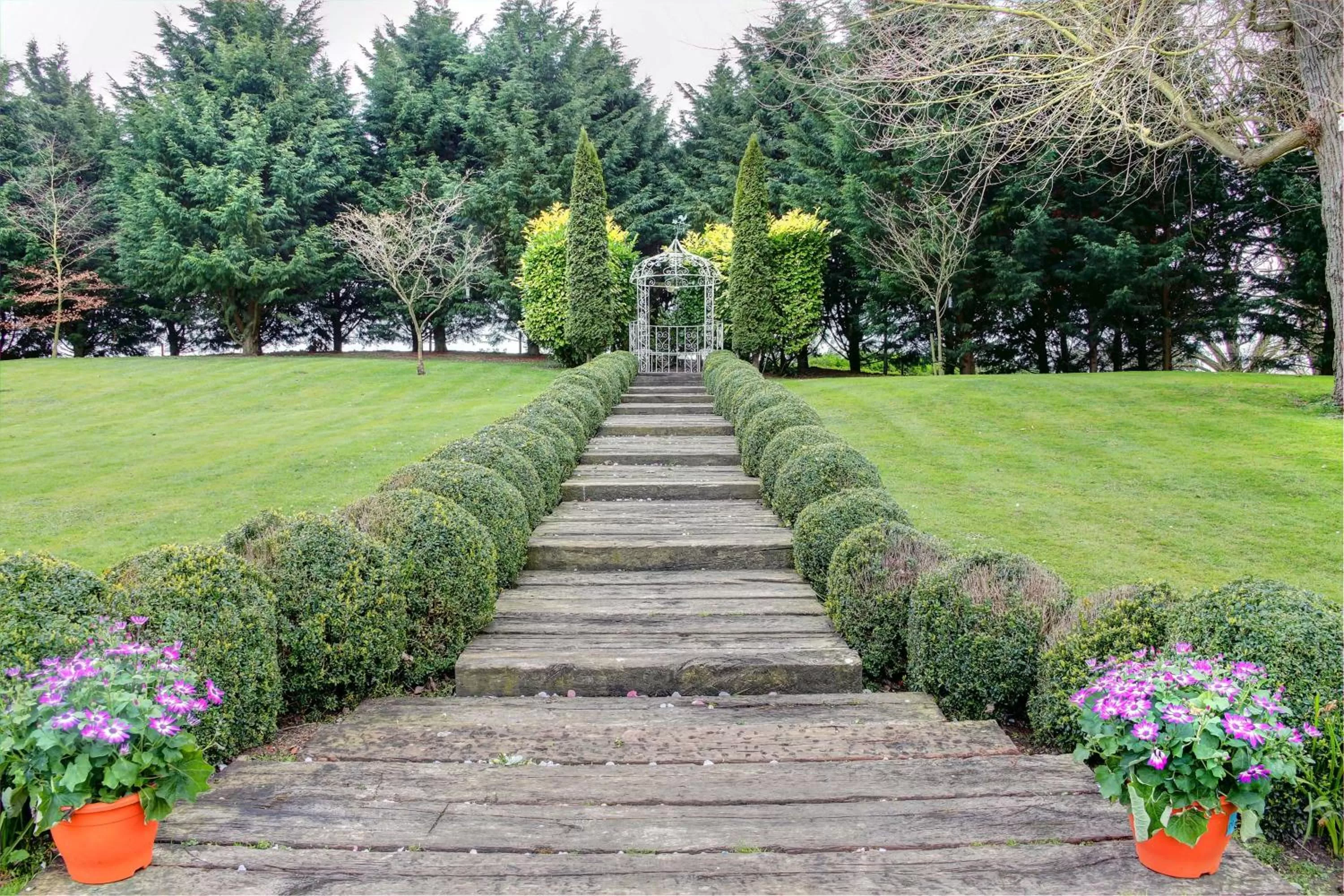 Property building in Cambridge Quy Mill Hotel & Spa