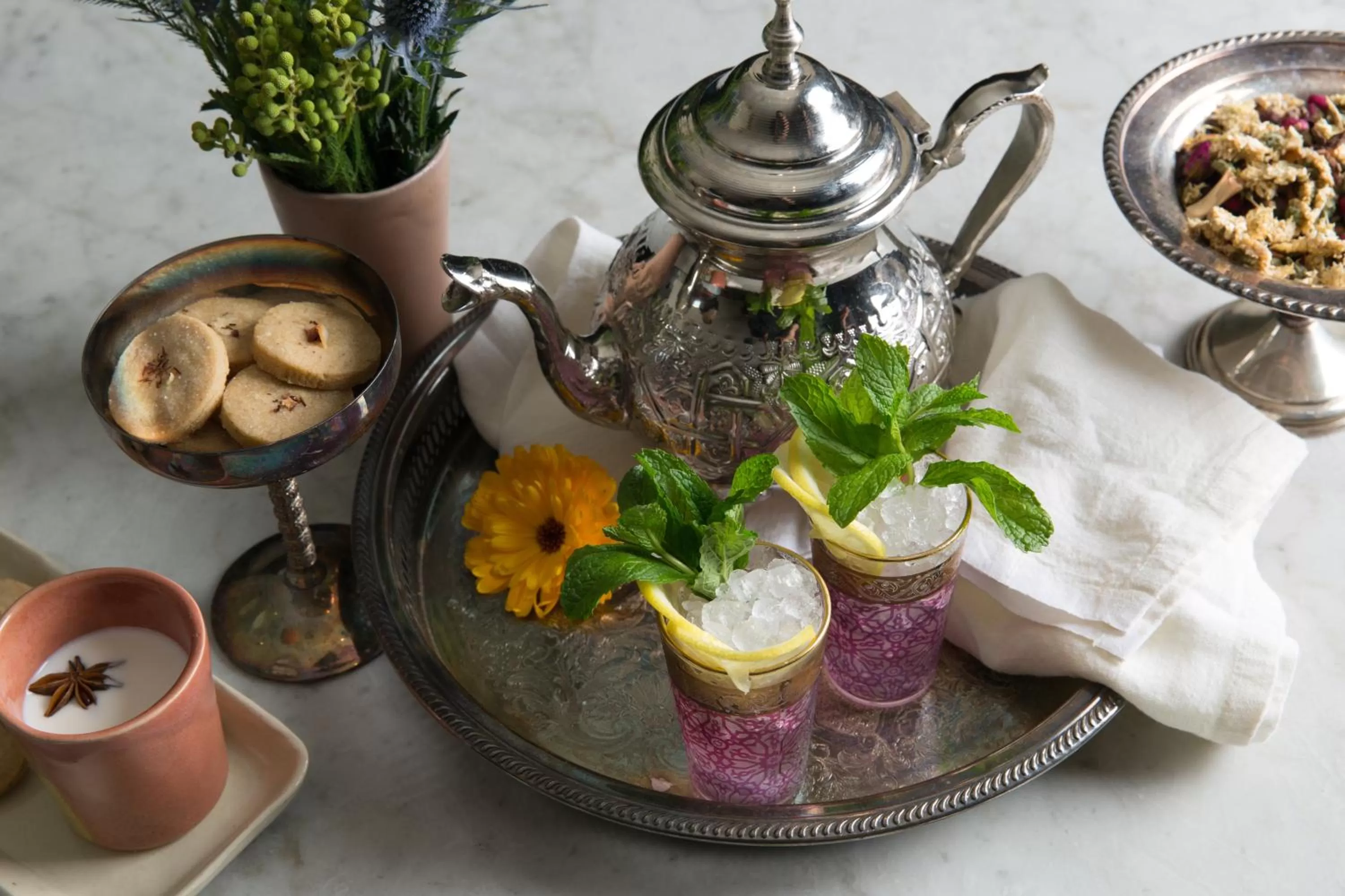 Drinks in Freehand Los Angeles