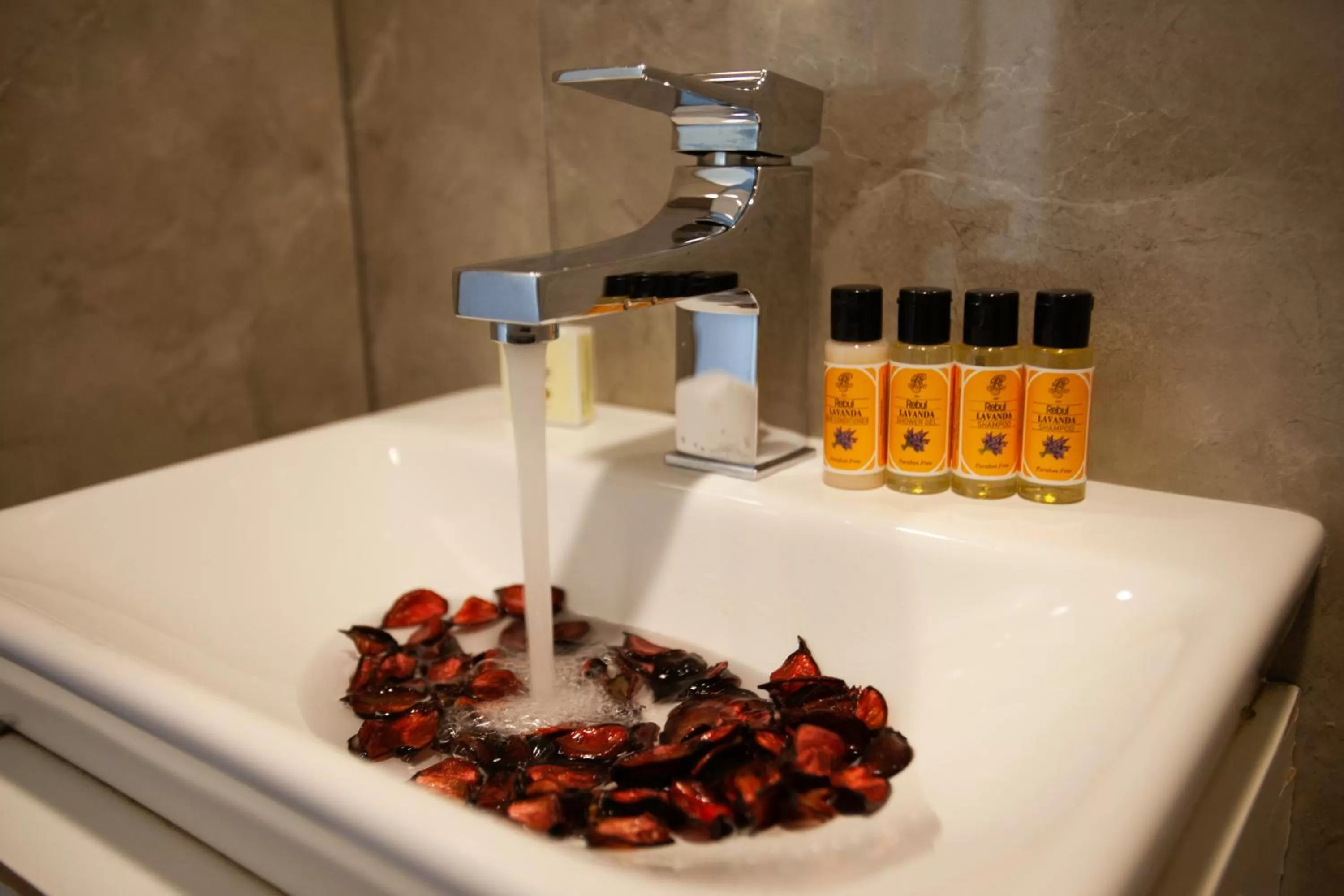 Bathroom in Duo Galata Hotel