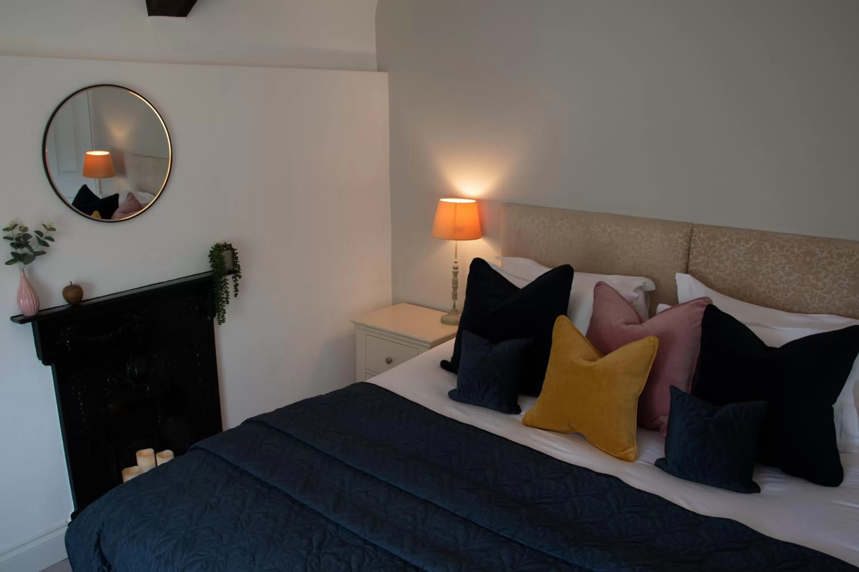 Bed in Apple Tree Bed and Breakfast