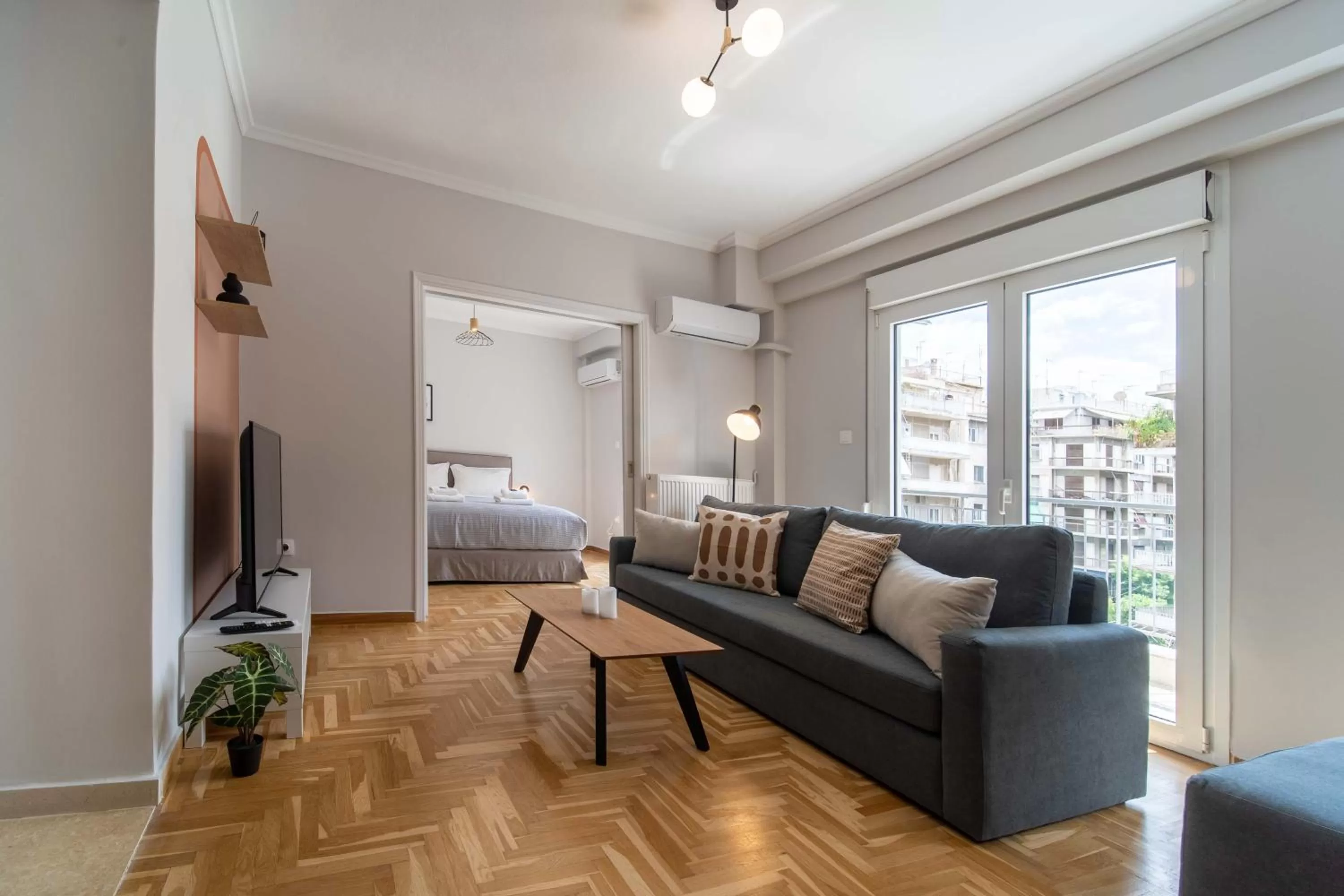 Superior Apartment in Aris123 by Smart Cozy Suites - Apartments in the heart of Athens - 5 minutes from metro - Available 24hr