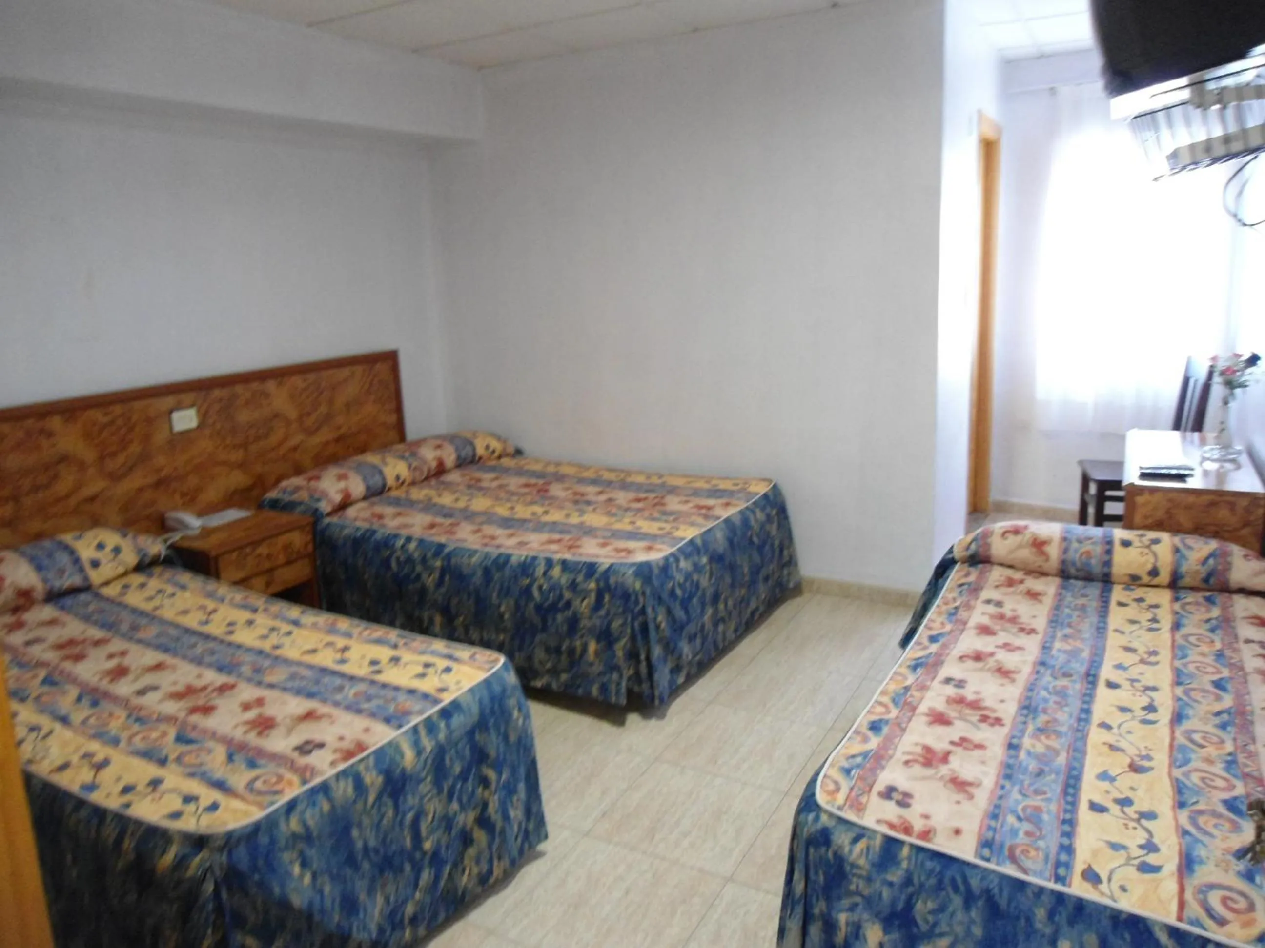 Day, Bed in Hotel Trabuco