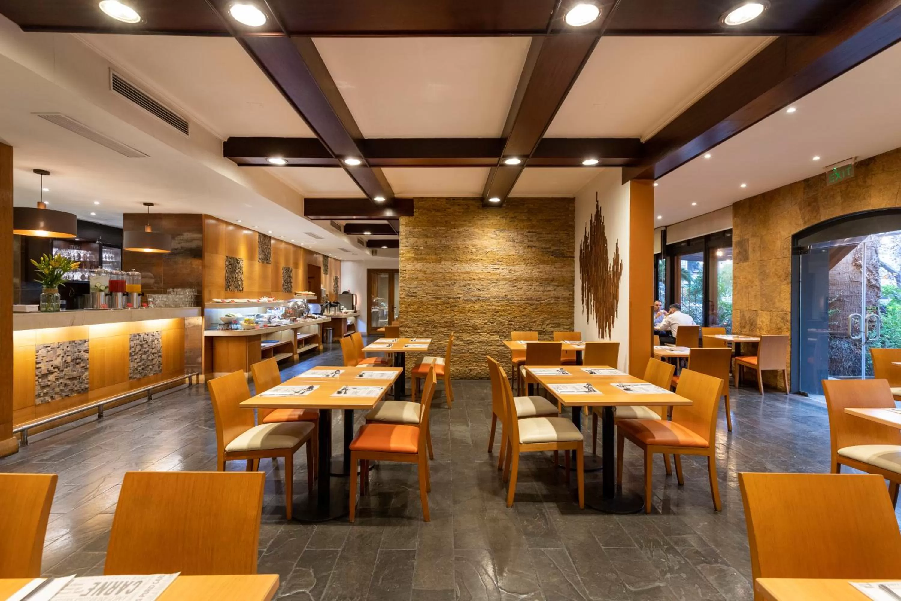 Restaurant/places to eat in Best Western Marina del Rey