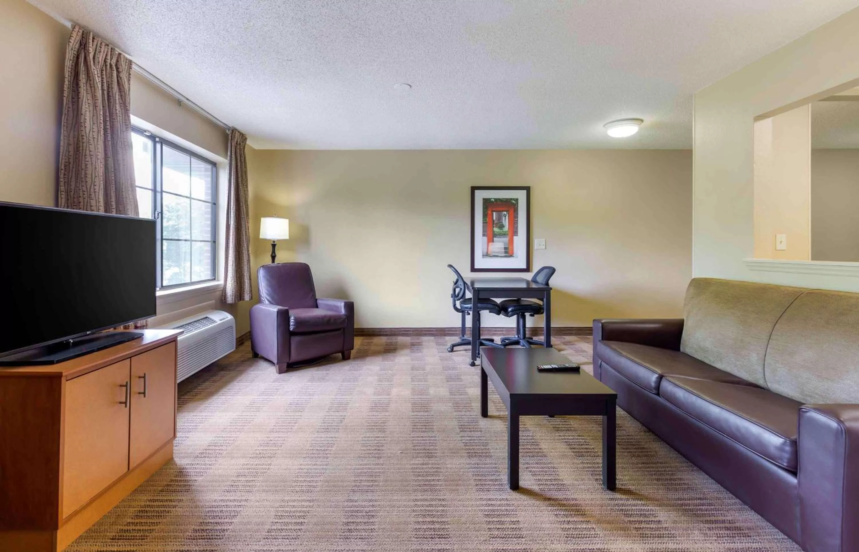 Bedroom in Extended Stay America Select Suites Tampa Airport Memorial Hwy