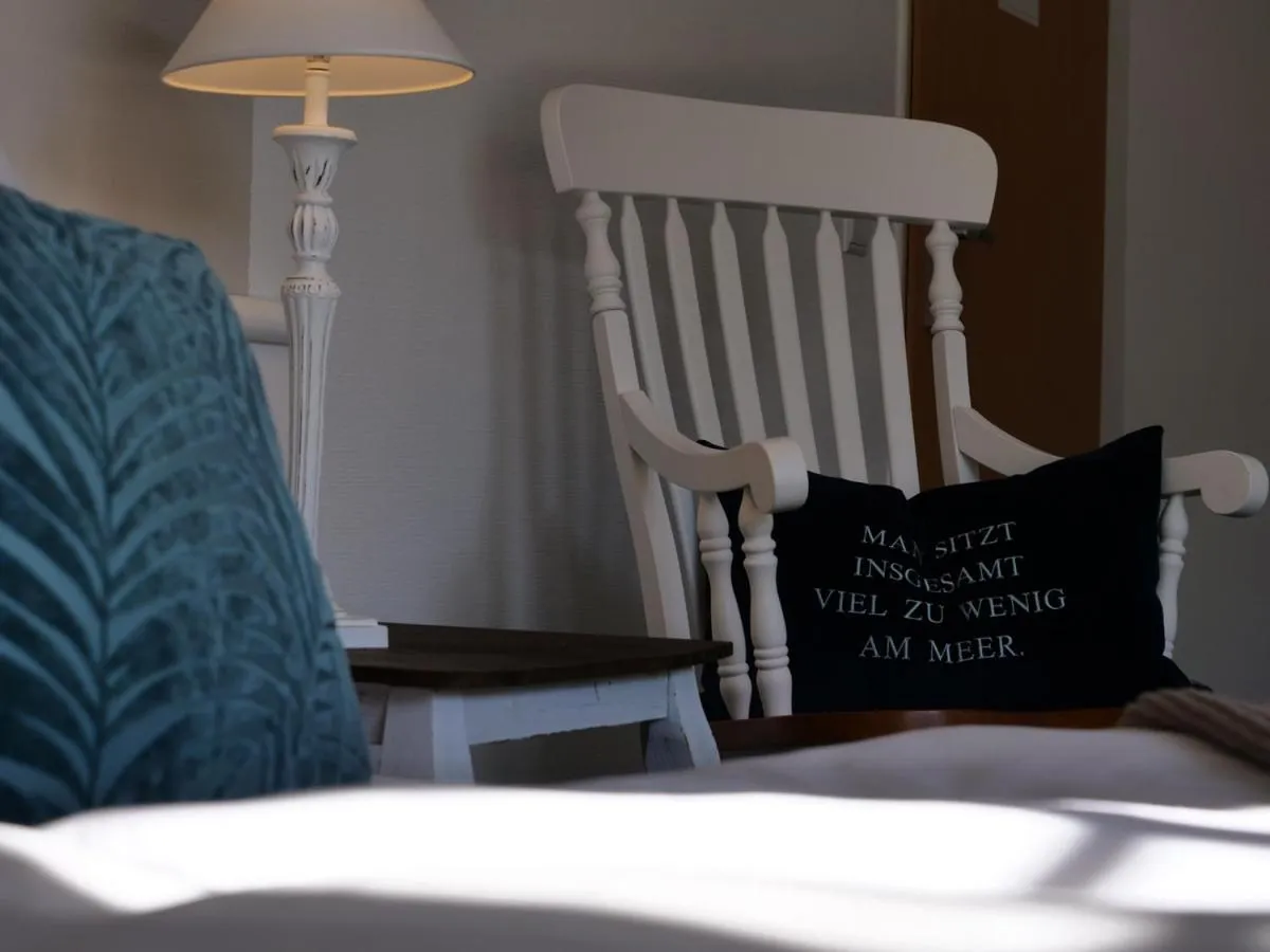 Photo of the whole room, Bed in Hotel Bremer