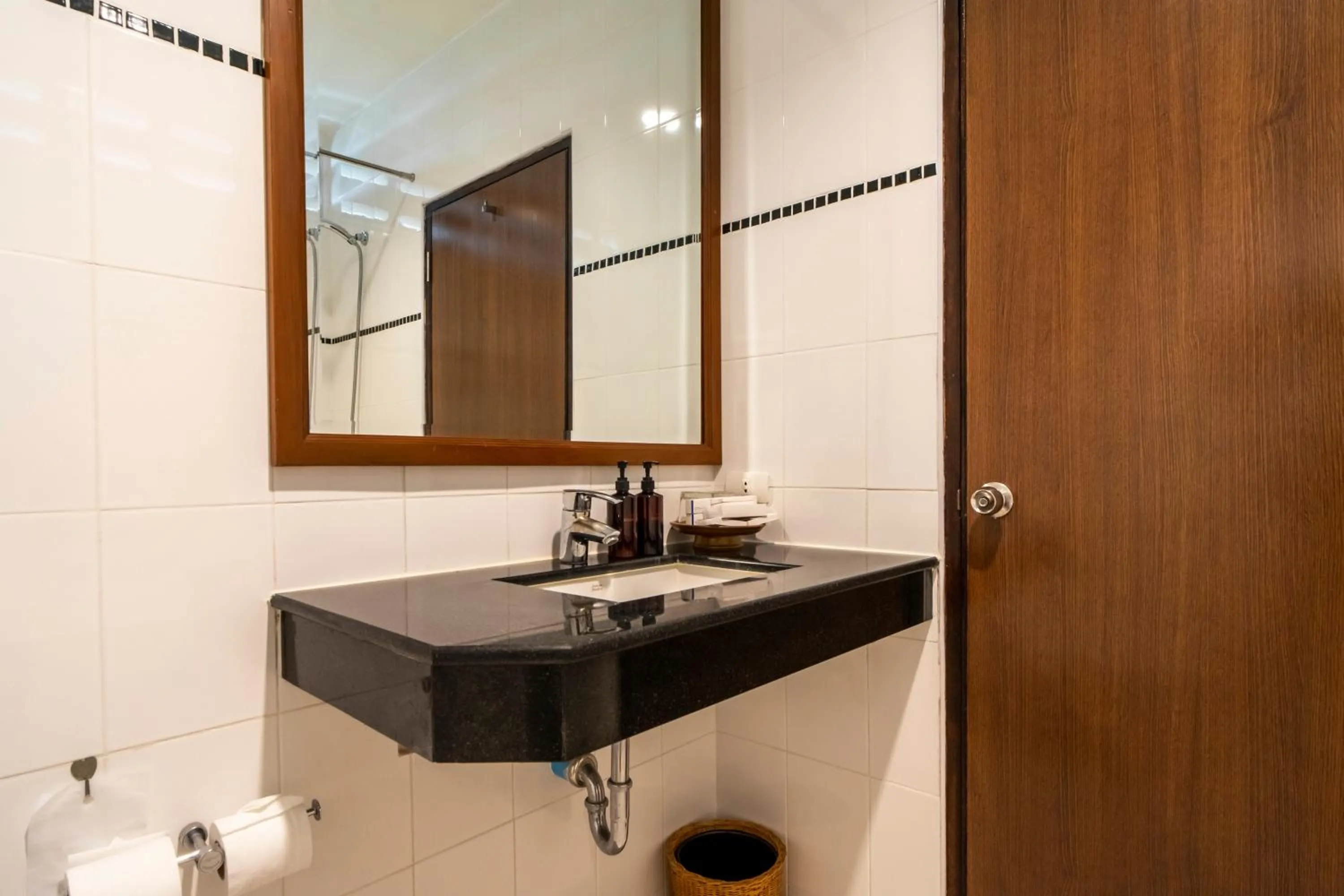 Bathroom in Best Western Phuket Ocean Resort