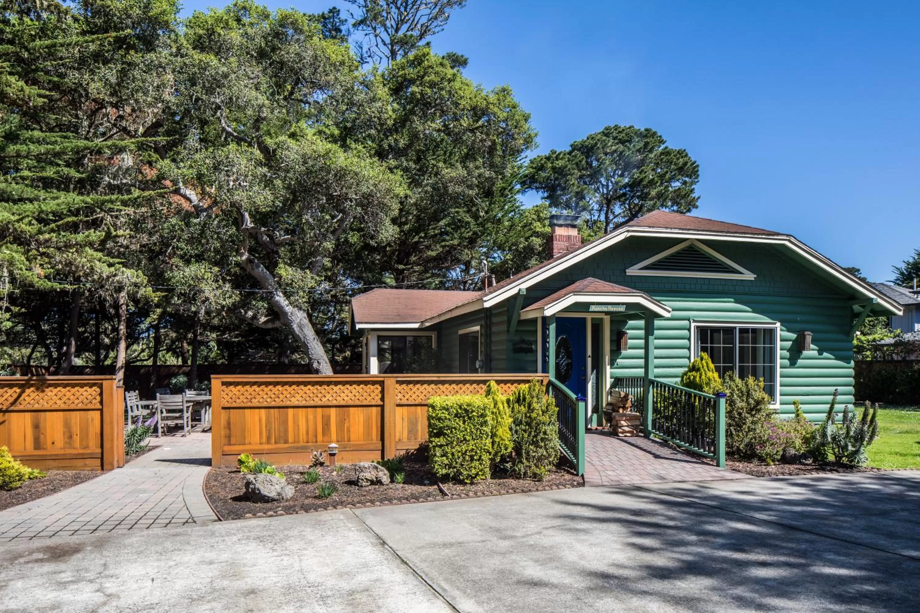 Patio in Andril Fireplace Cottages