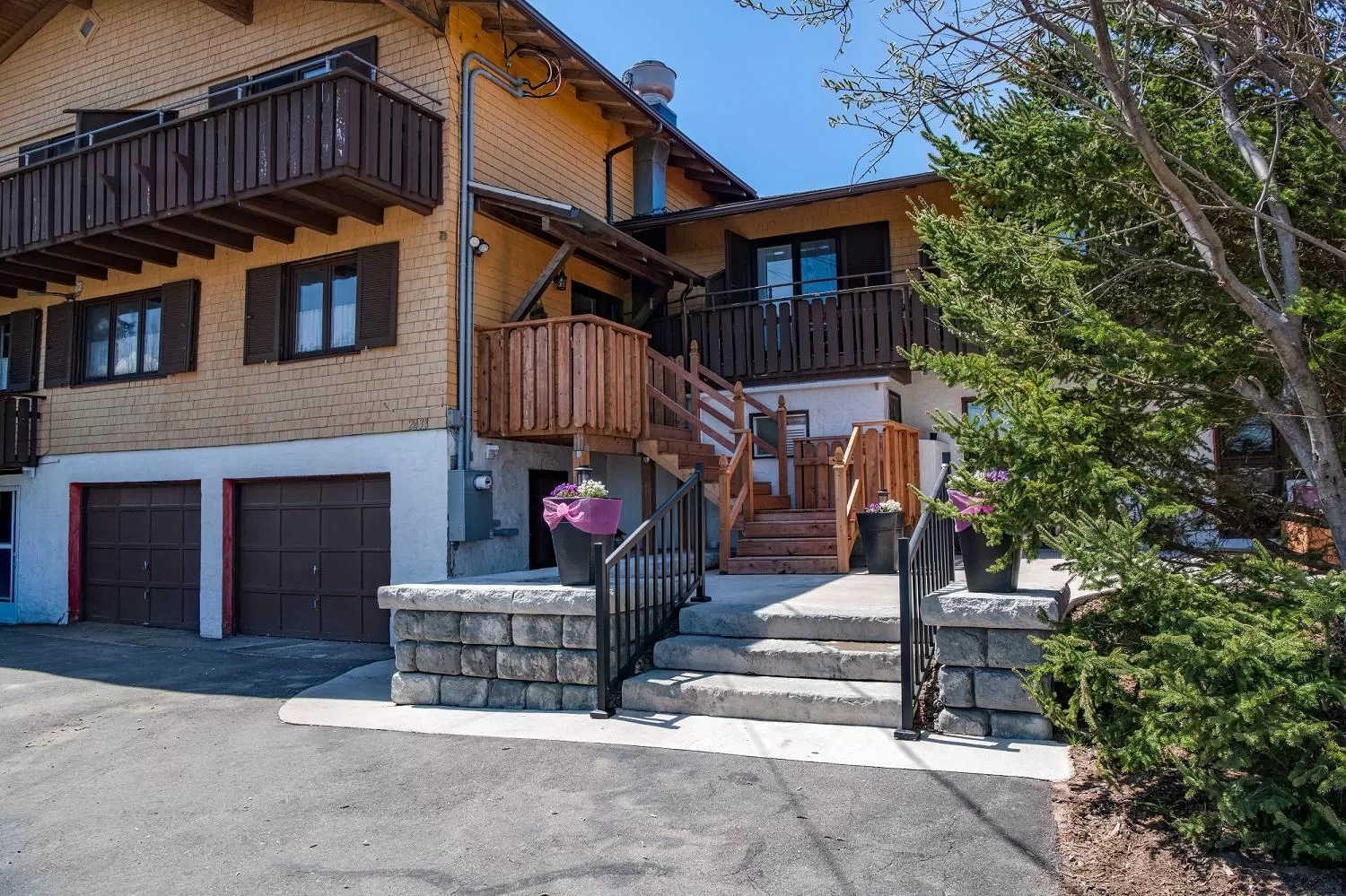 Property Building in Edelweiss Inn Nova Scotia