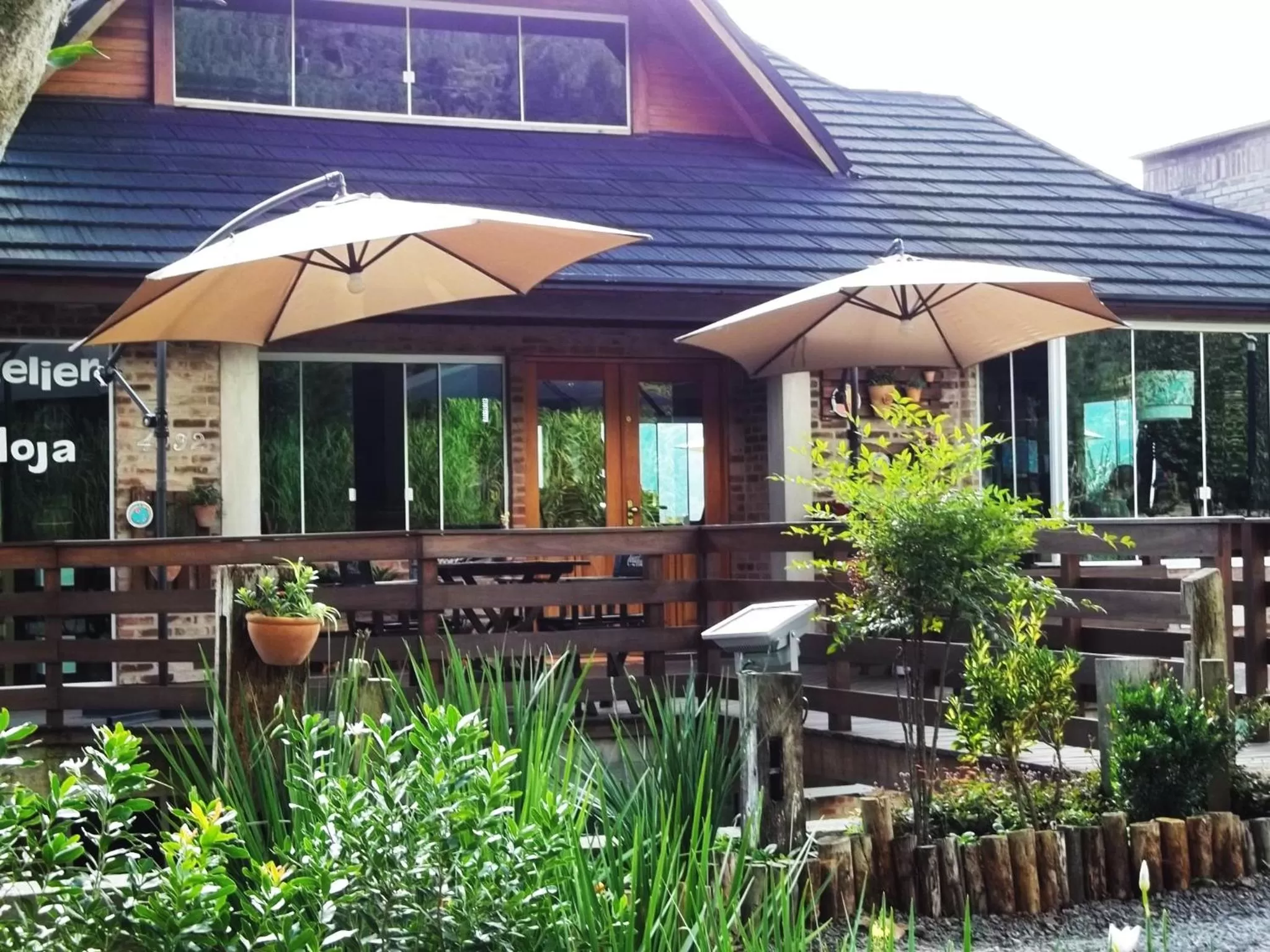 Facade/entrance, Restaurant/Places to Eat in Bina's Haus Pousada, Cafeteria e Atelier