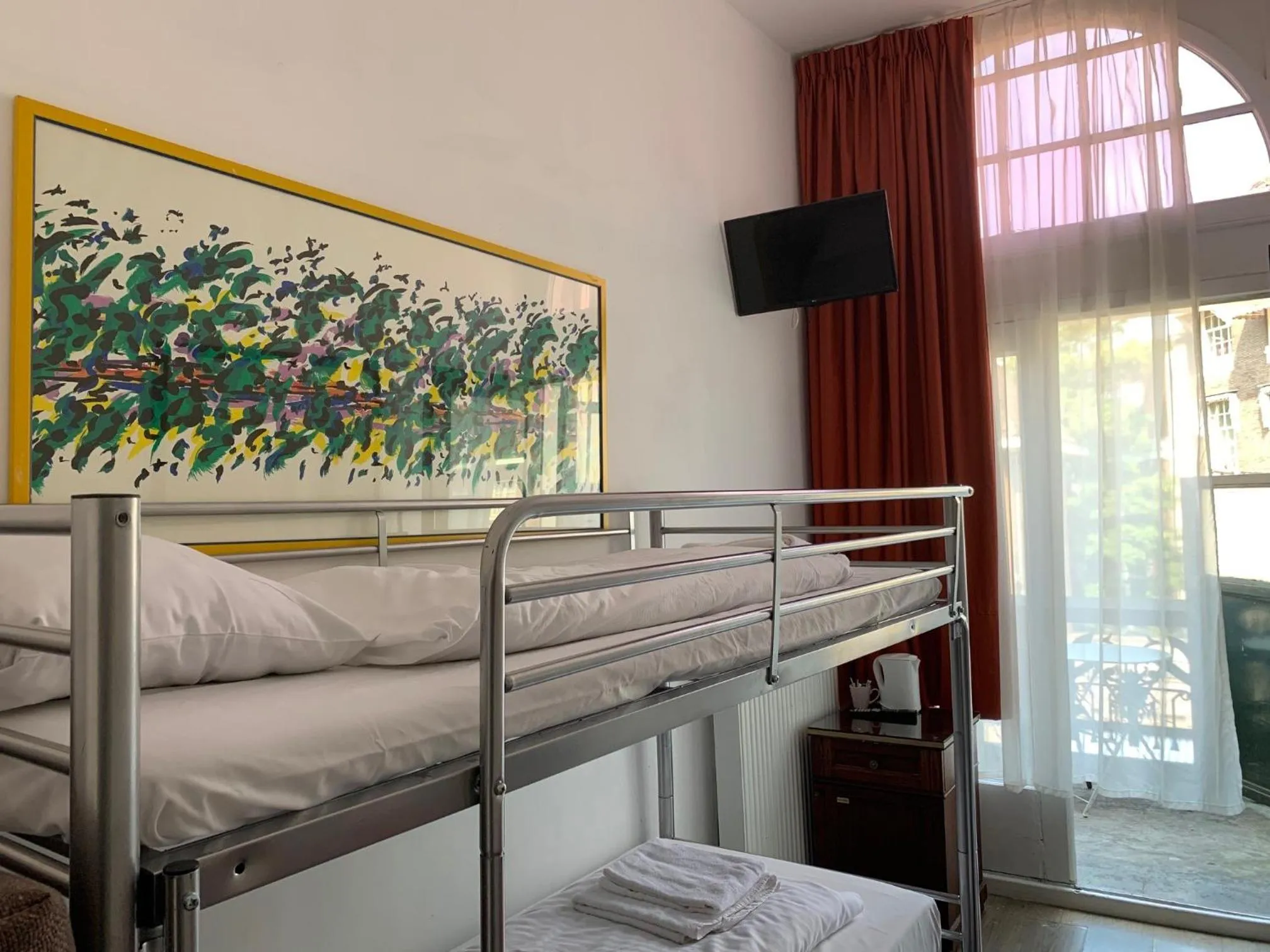 Other, Bed in Hotel La Belle Vue