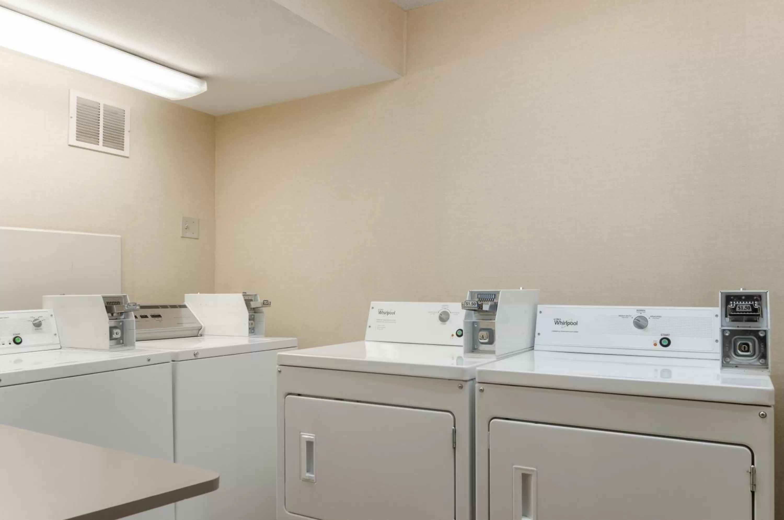 Area and facilities in Red Lion Hotel Cheyenne