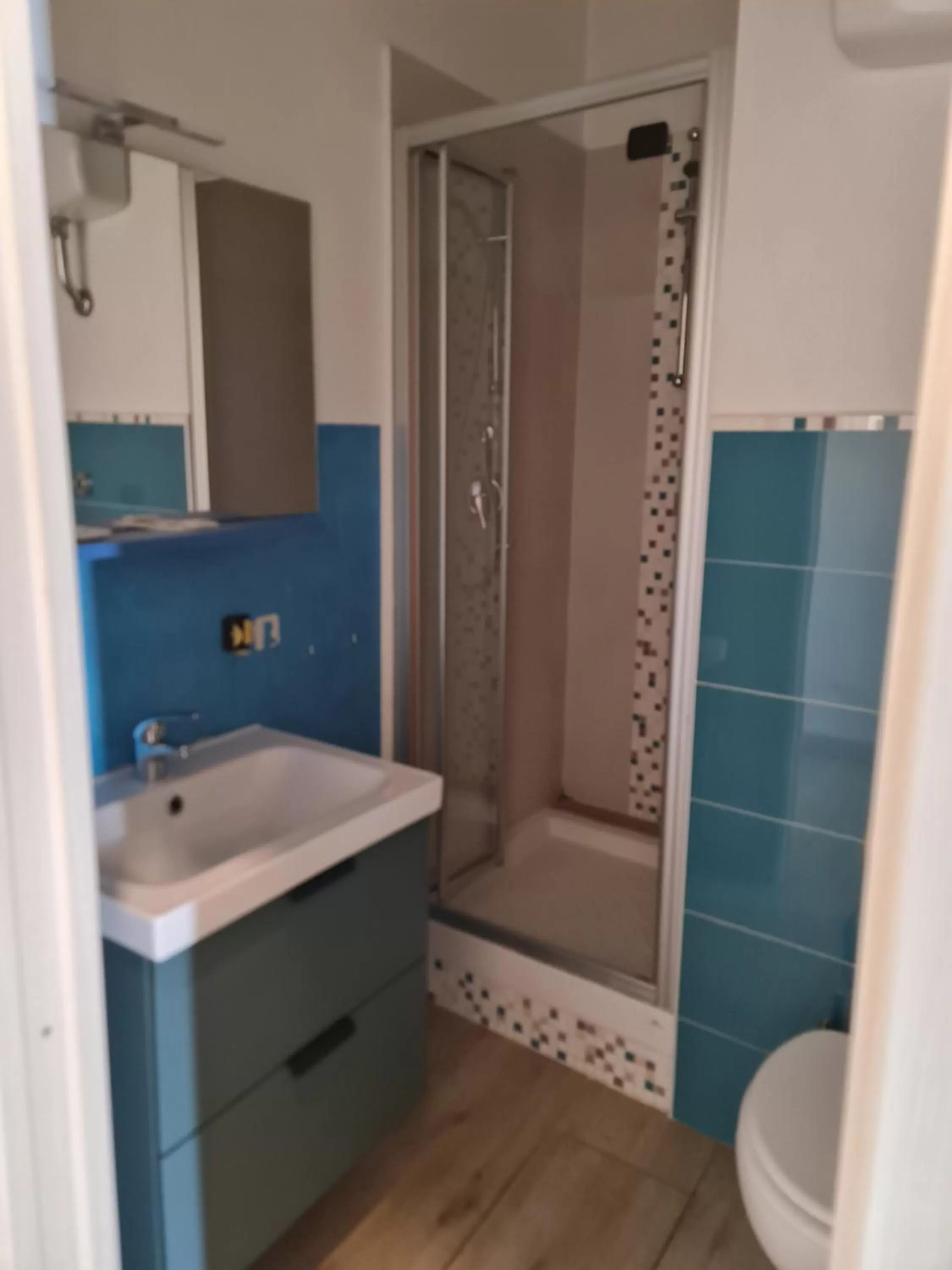 Dormi da me sul mare