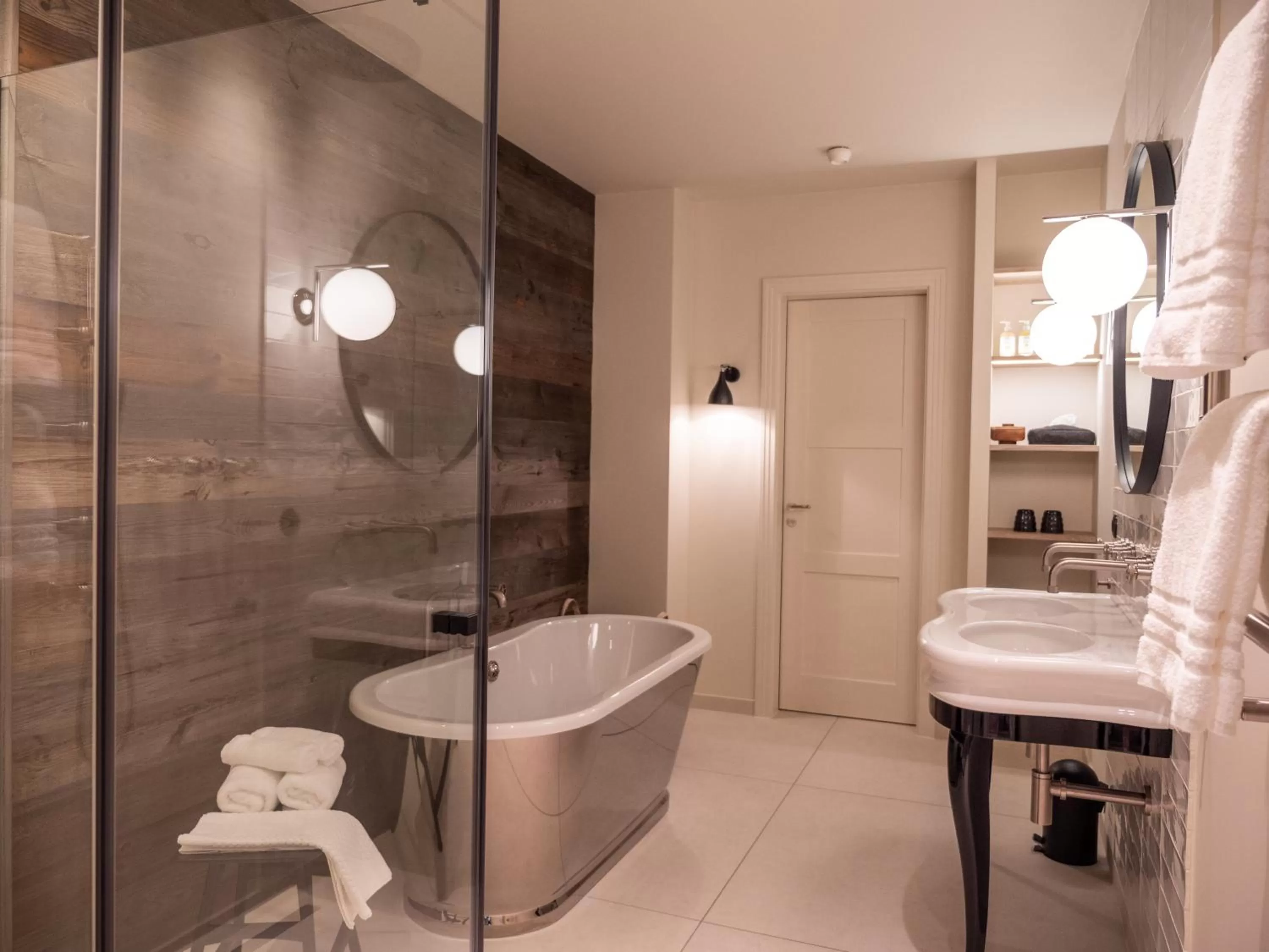 Bathroom in Alpenloge Hotel