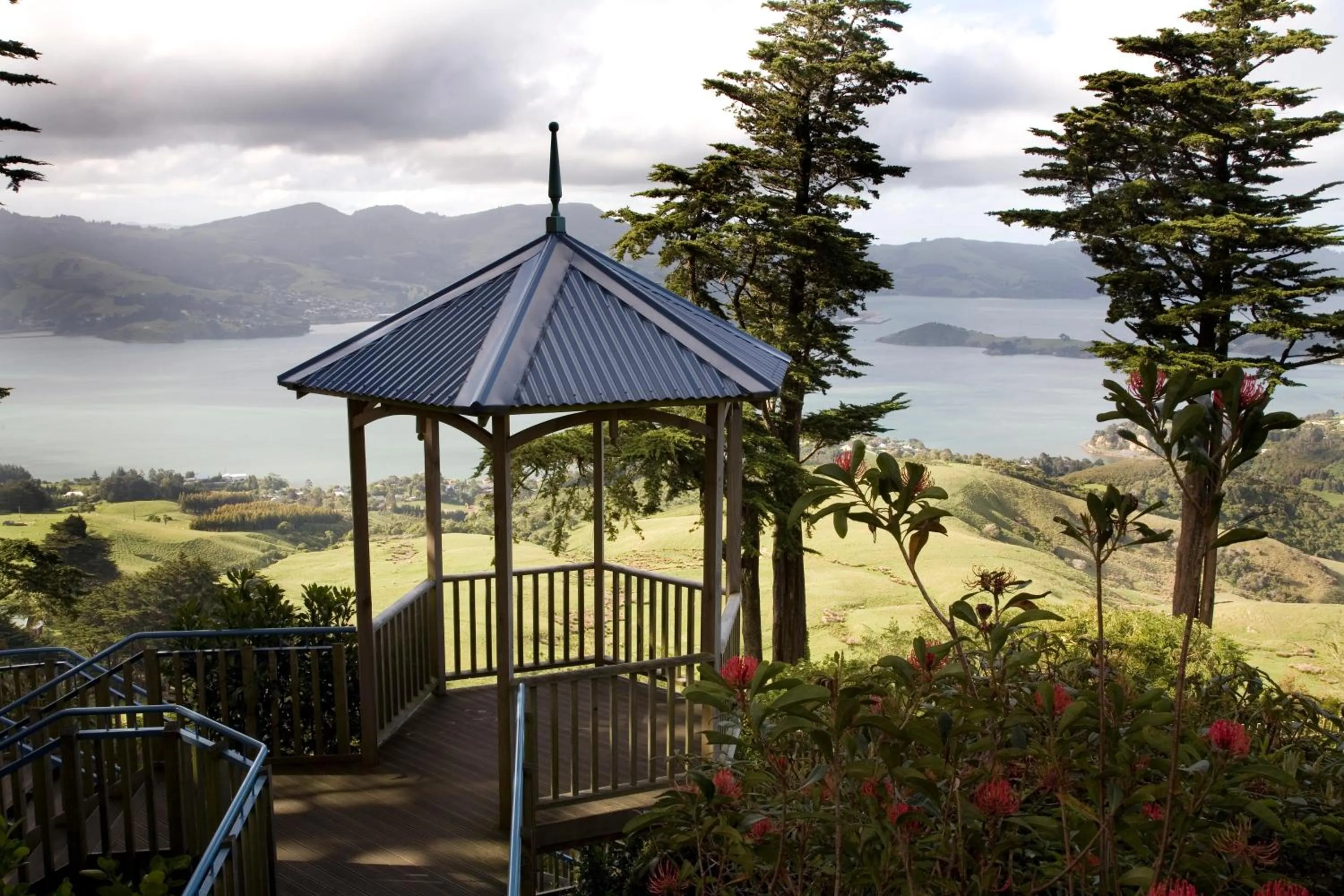 Garden view in Camp Estate by Larnach Castle