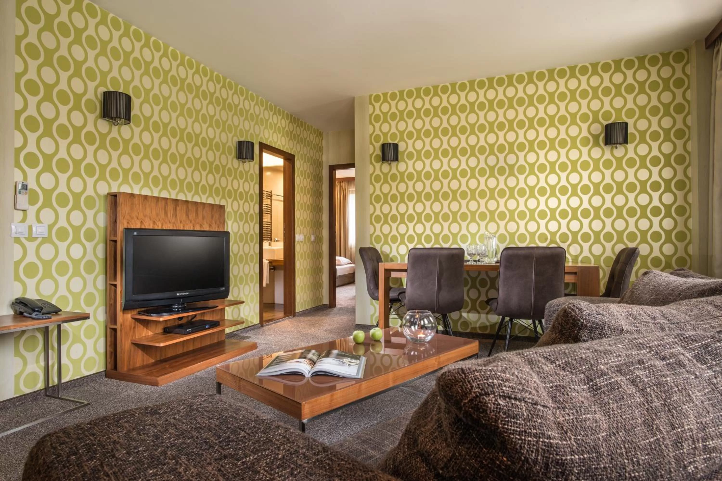 Two-Bedroom Suite in Boutique Hotel Uniqato