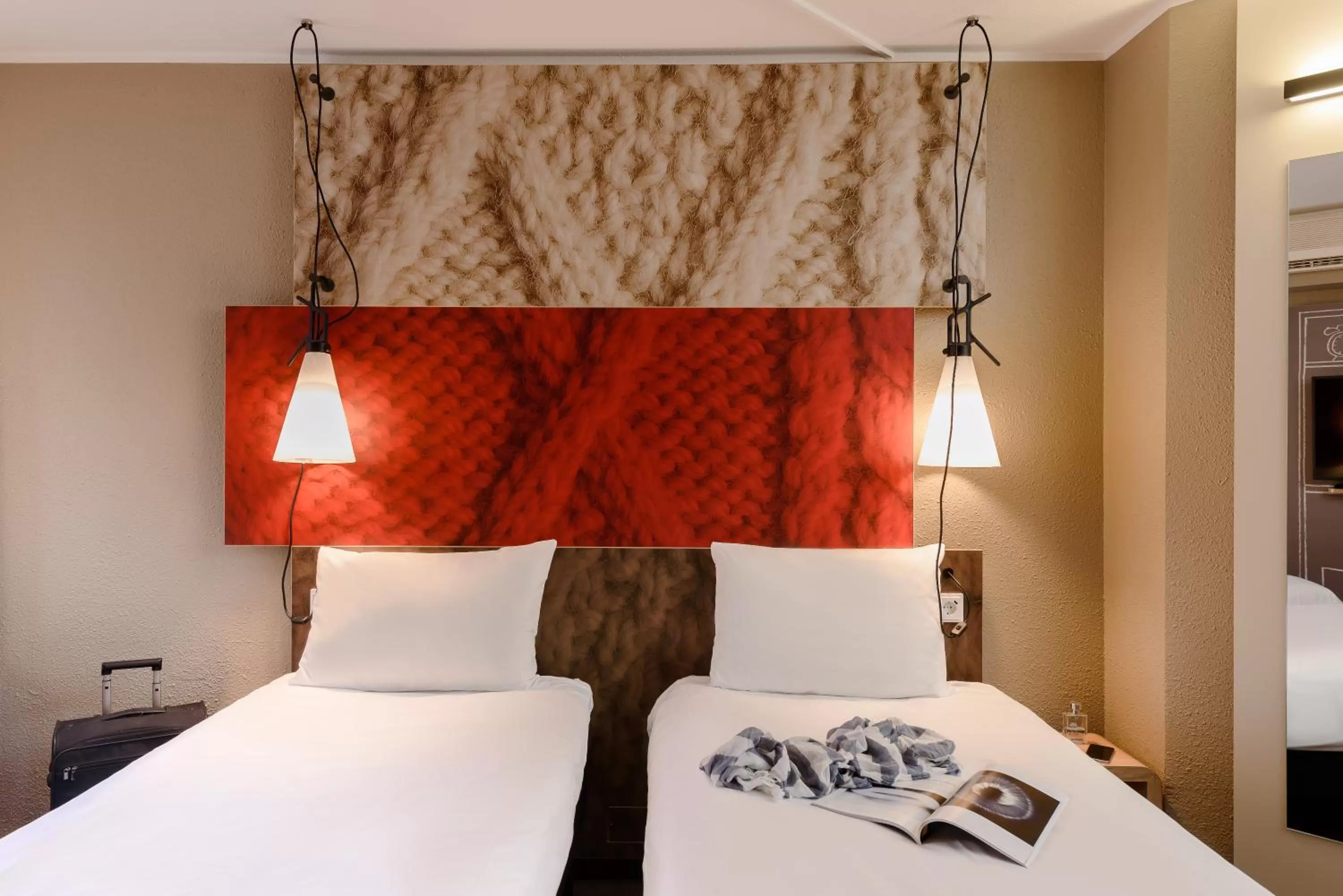 Decorative detail, Bed in ibis Frankfurt Centrum