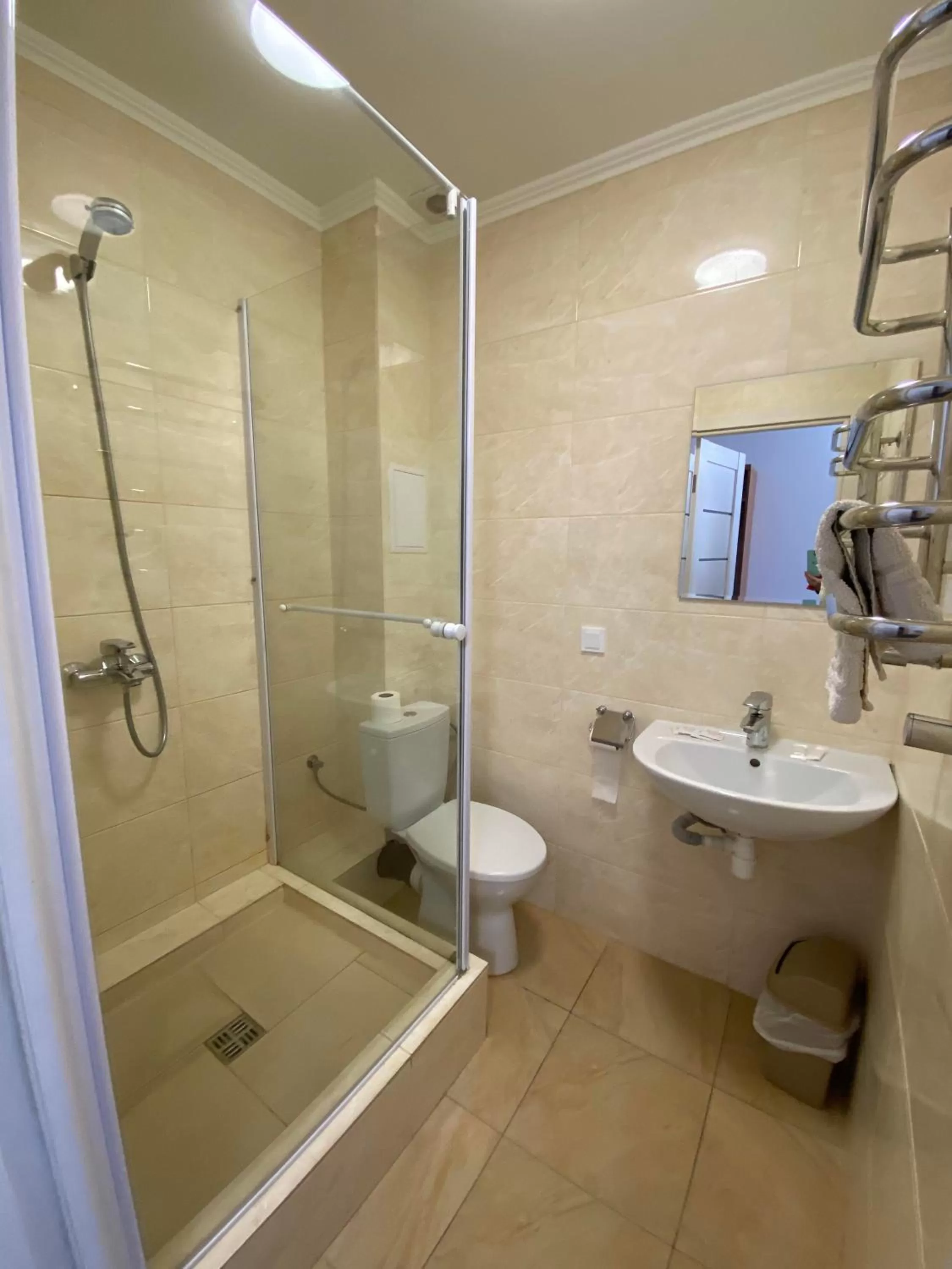 Bathroom in Autopark Hotel