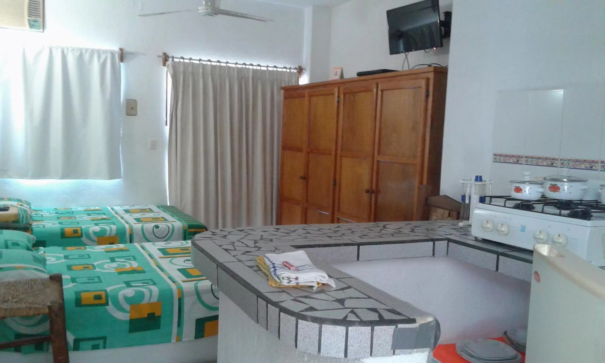 Photo of the whole room in Hotel Sarabi