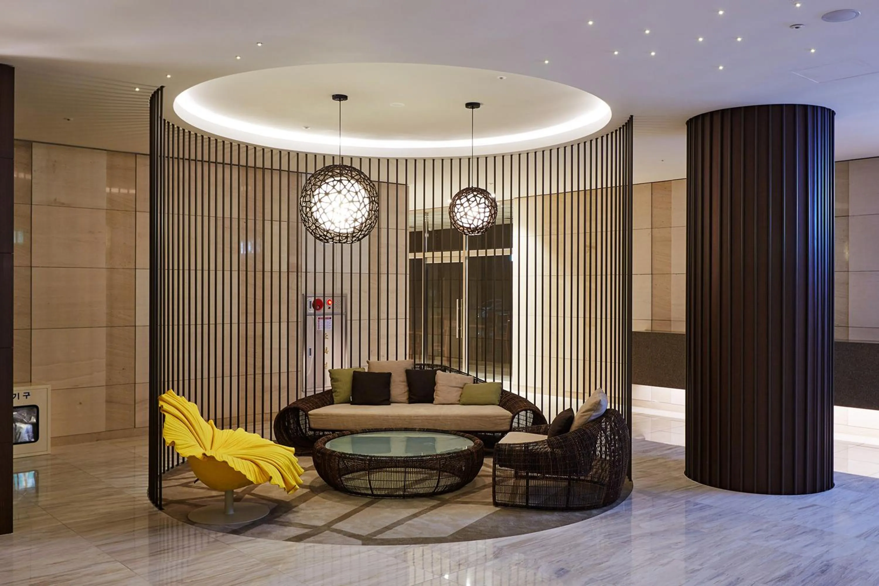 Seating area in Saint Beach Hotel