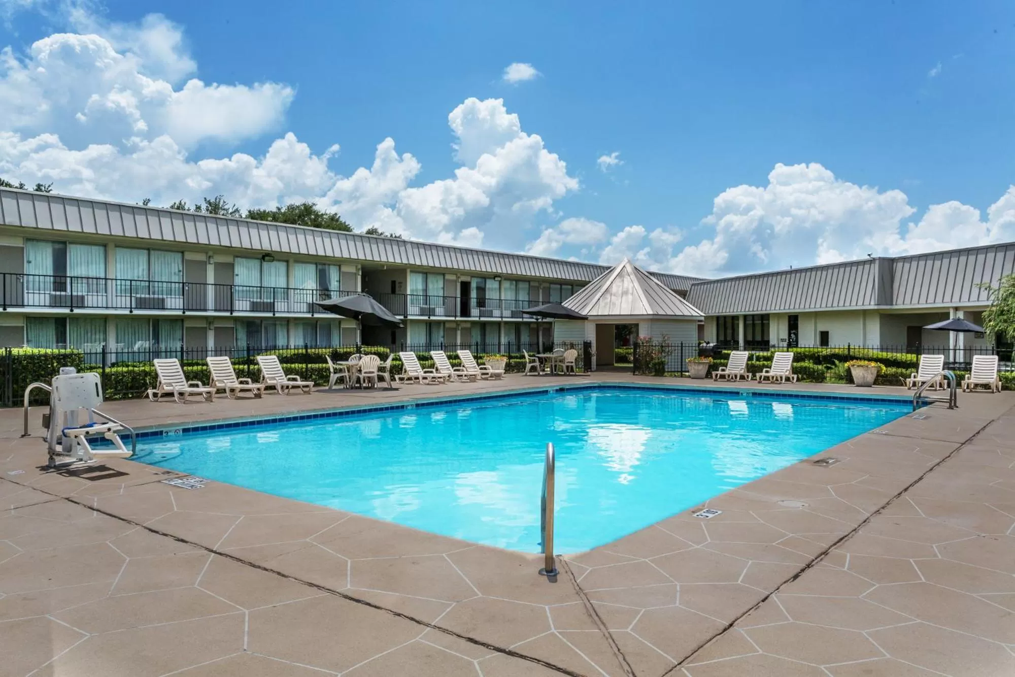 Day in Ramada by Wyndham Houma