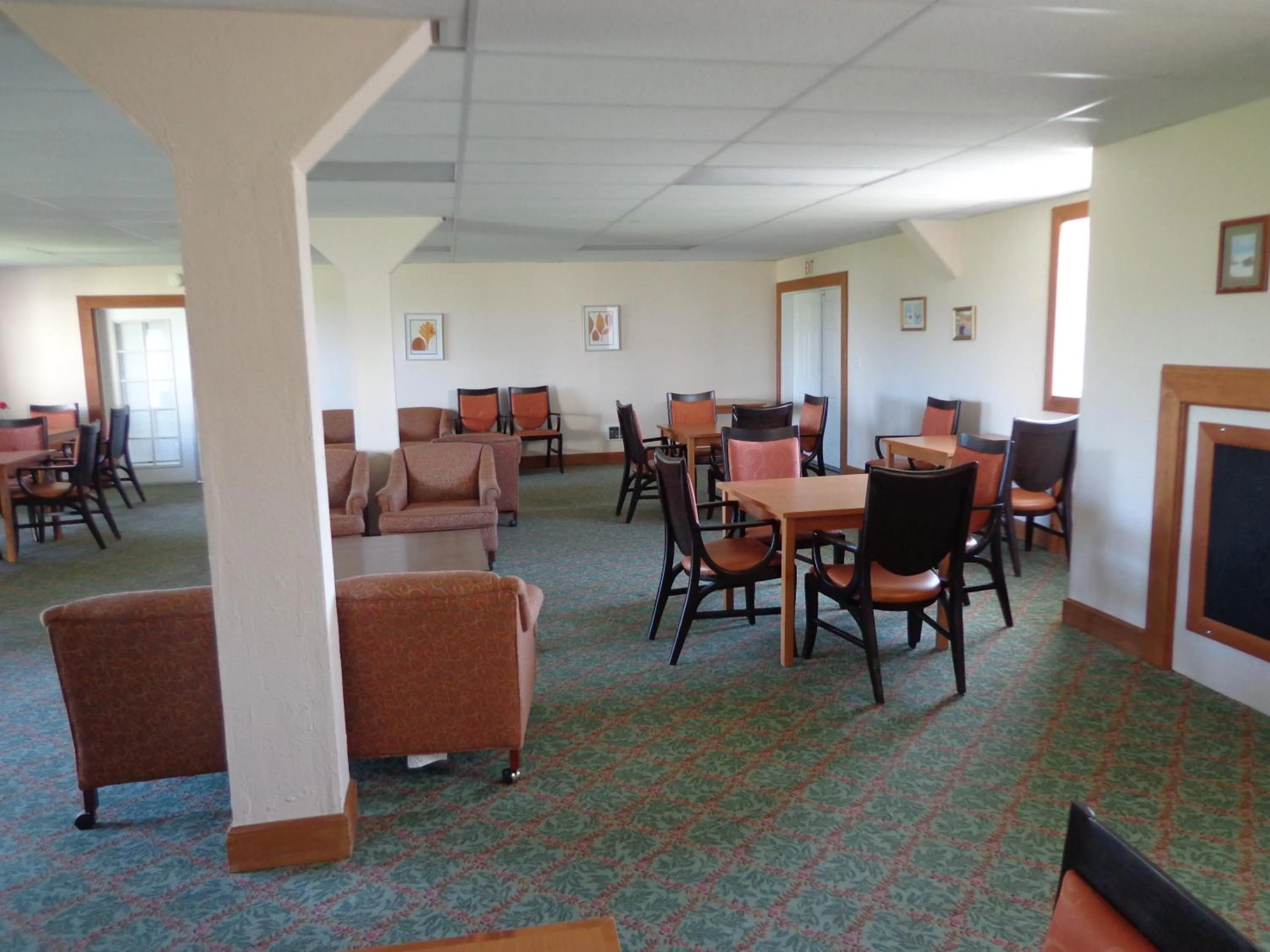 Banquet/Function facilities in Ocean Shores Inn & Suites