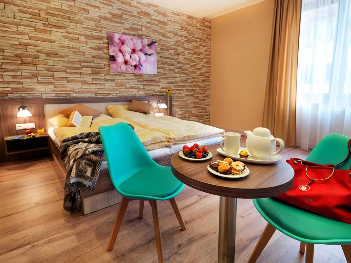 Photo of the whole room, Bed in Hotel Viktor