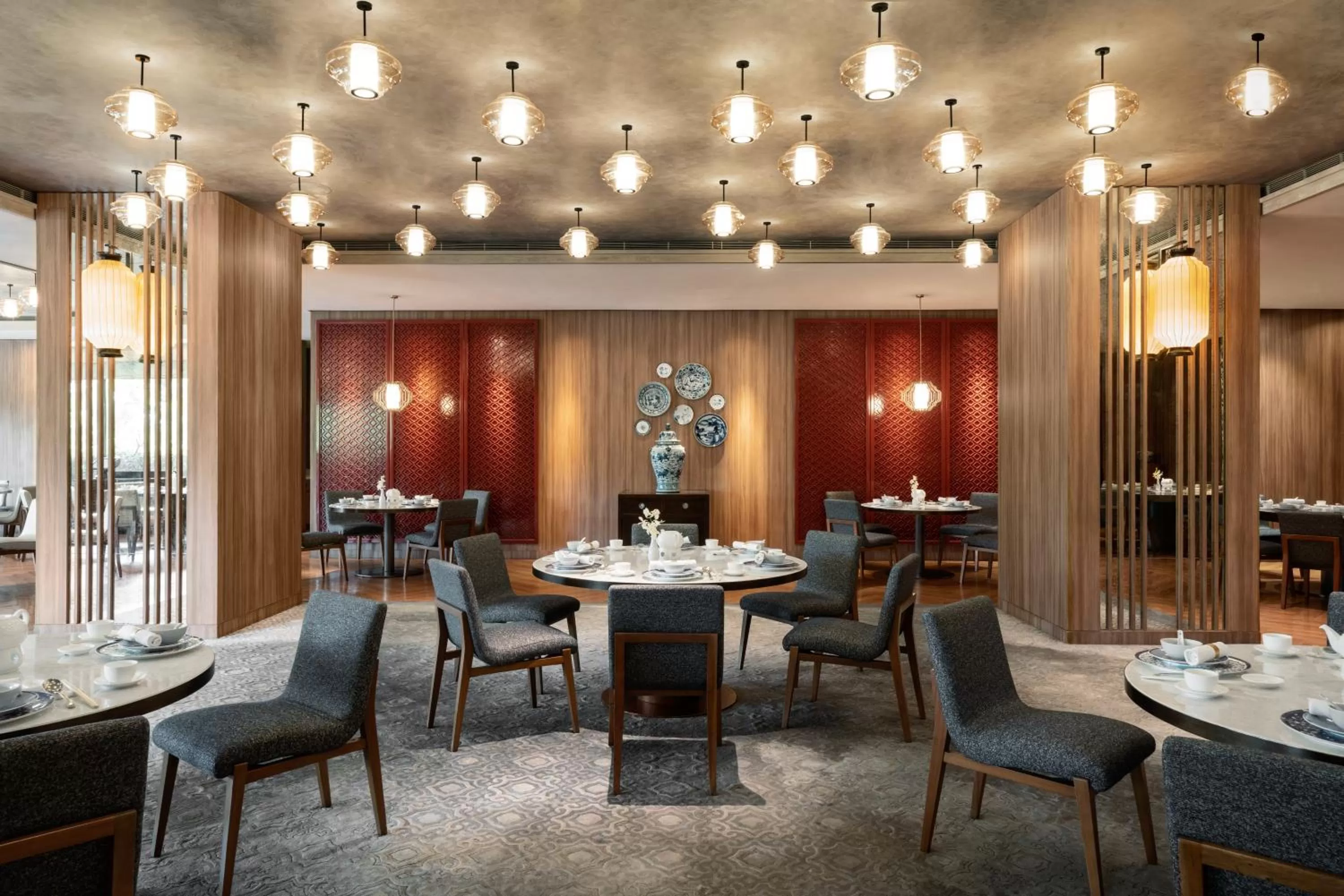 Restaurant/places to eat in Edsa Shangri-La, Manila