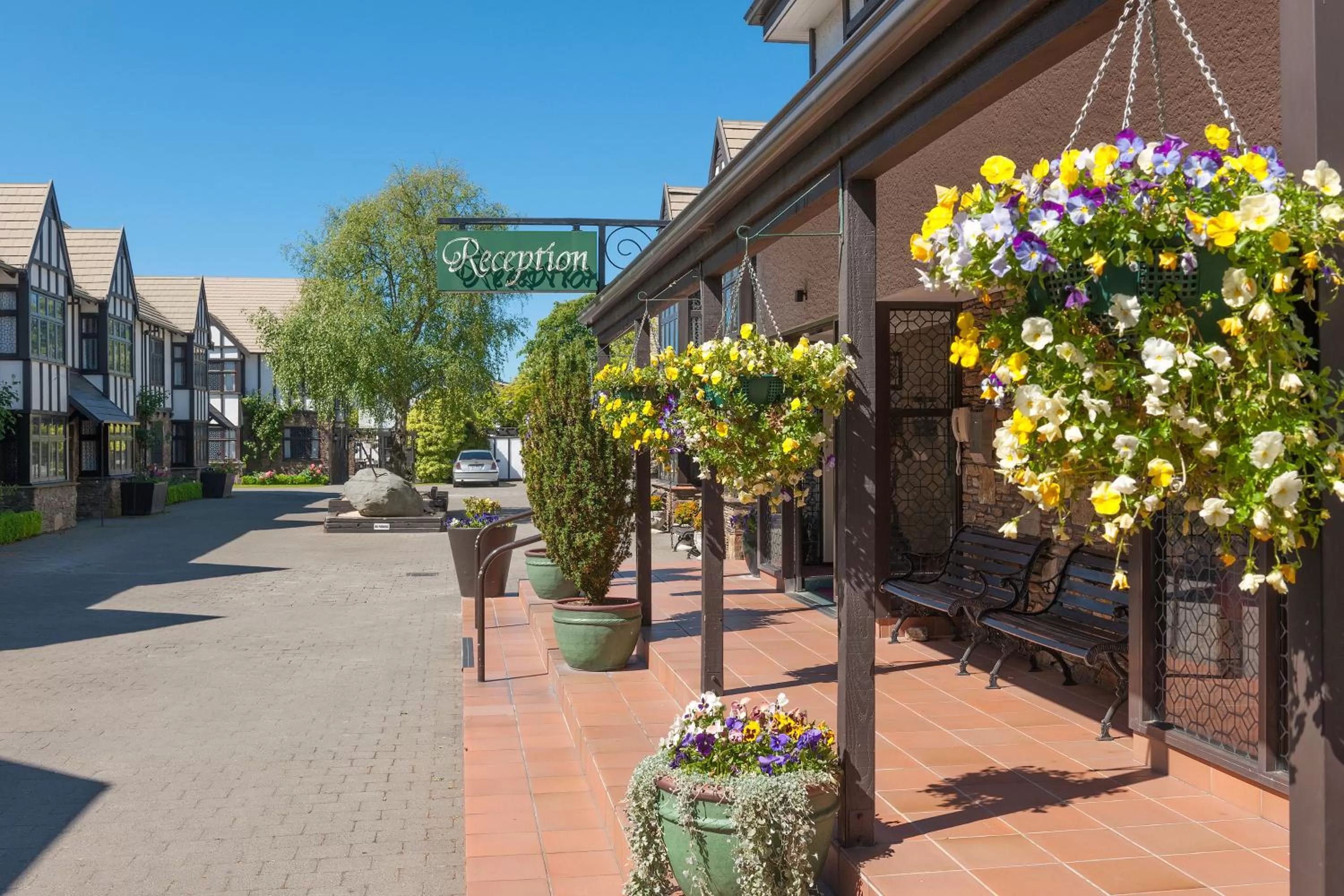 Facade/entrance in Scenic Hotel Cotswold