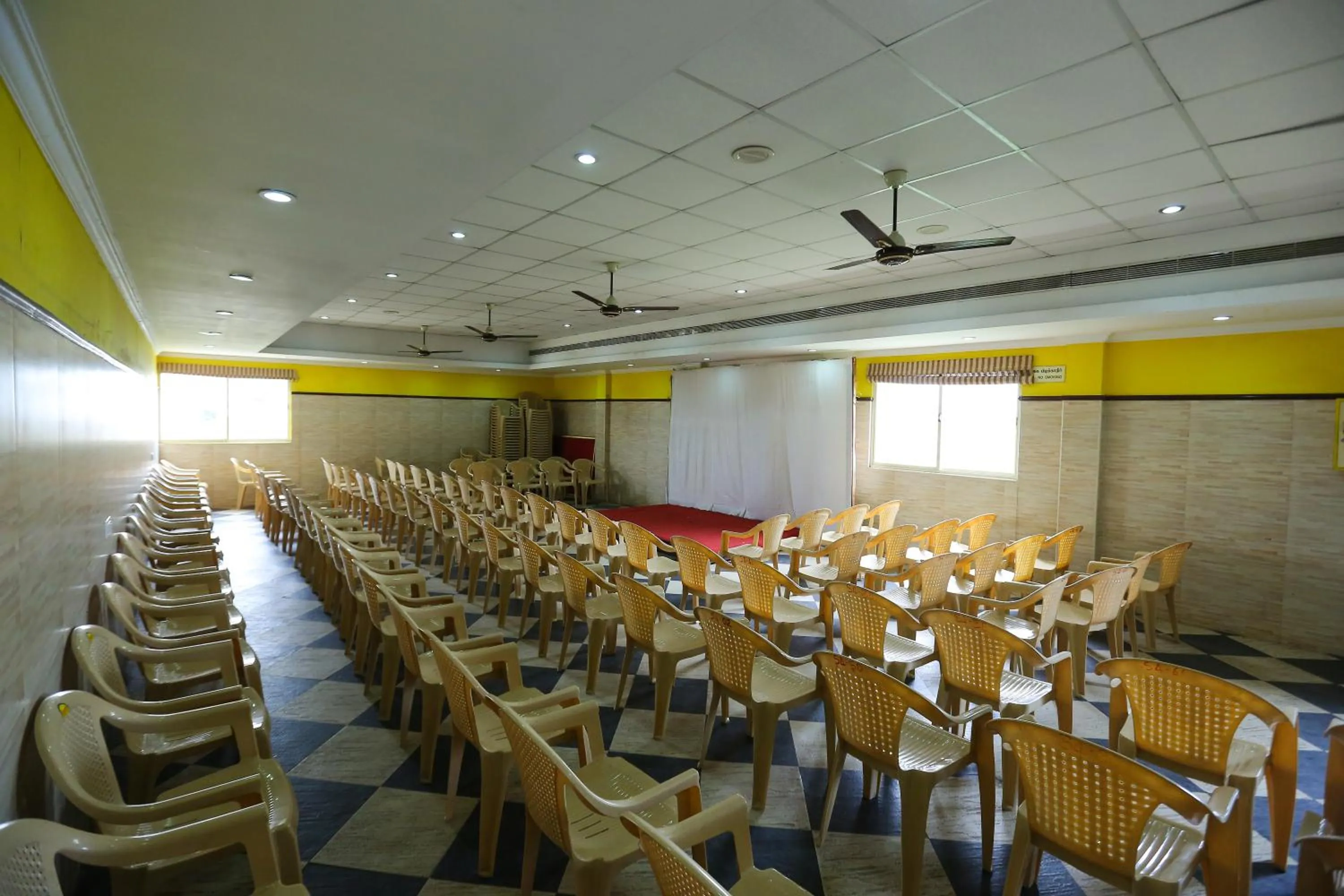 Banquet/Function facilities in Season 4 Residences - Teynampet Near Apollo Hospital ,Balaji Dental, US Consulate