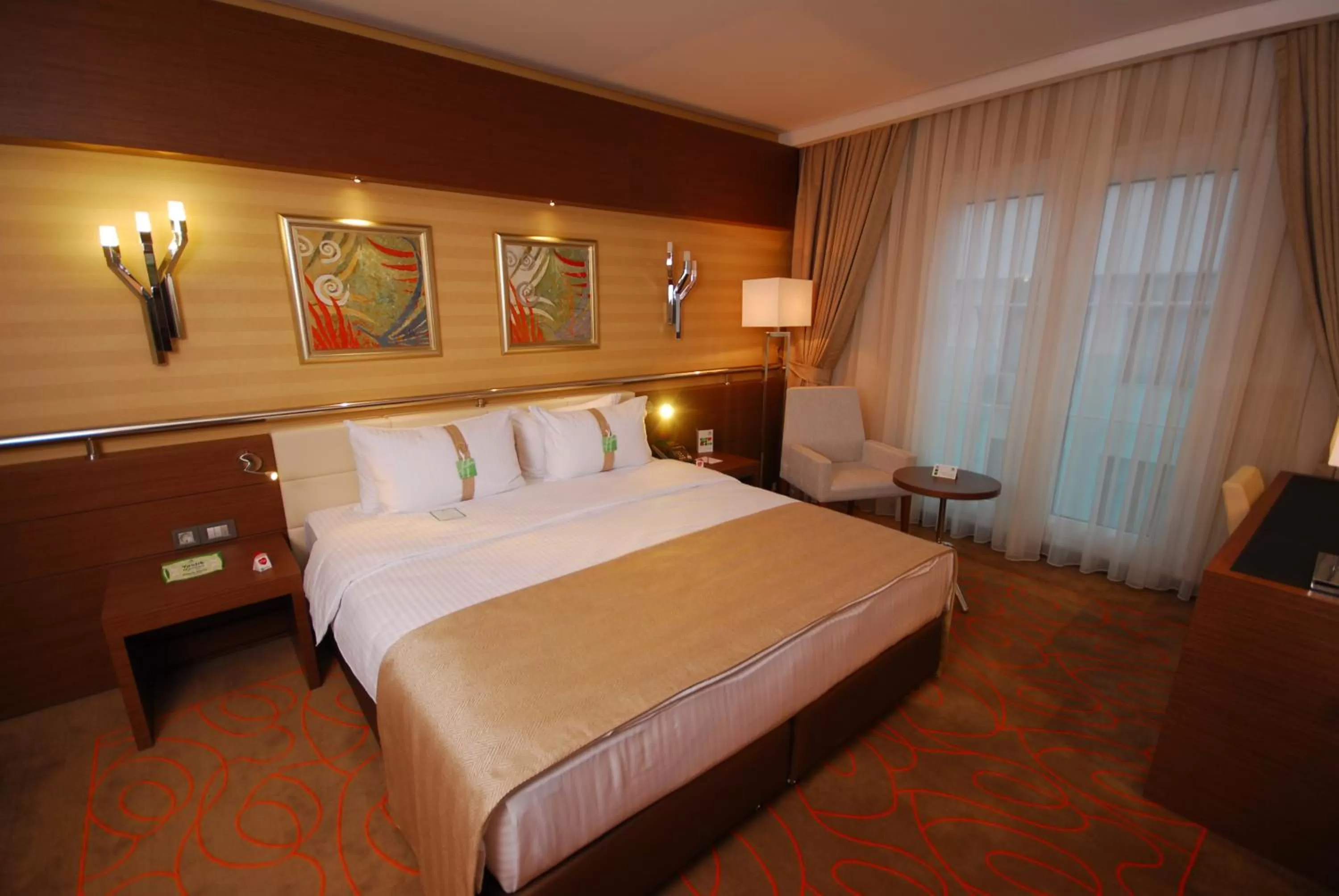 Photo of the whole room, Bed in Holiday Inn Ankara-Kavaklidere by IHG