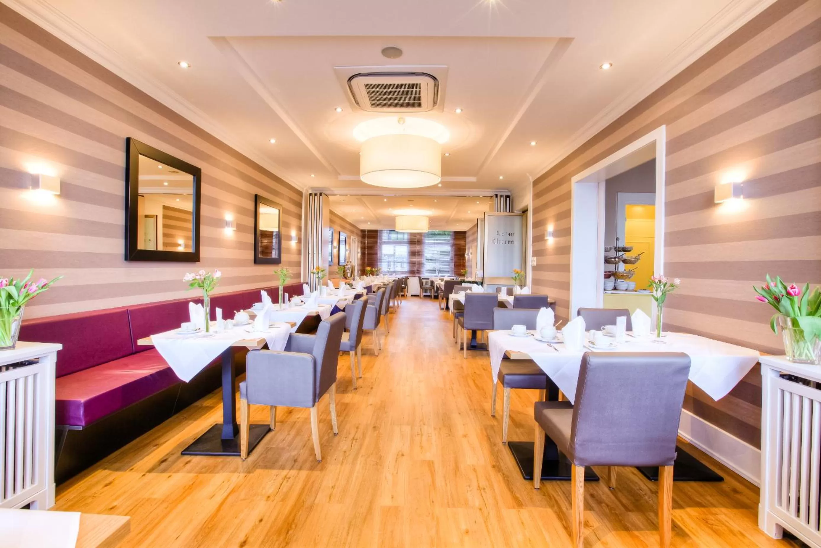 Restaurant/places to eat in Relexa Hotel Bellevue an der Alster