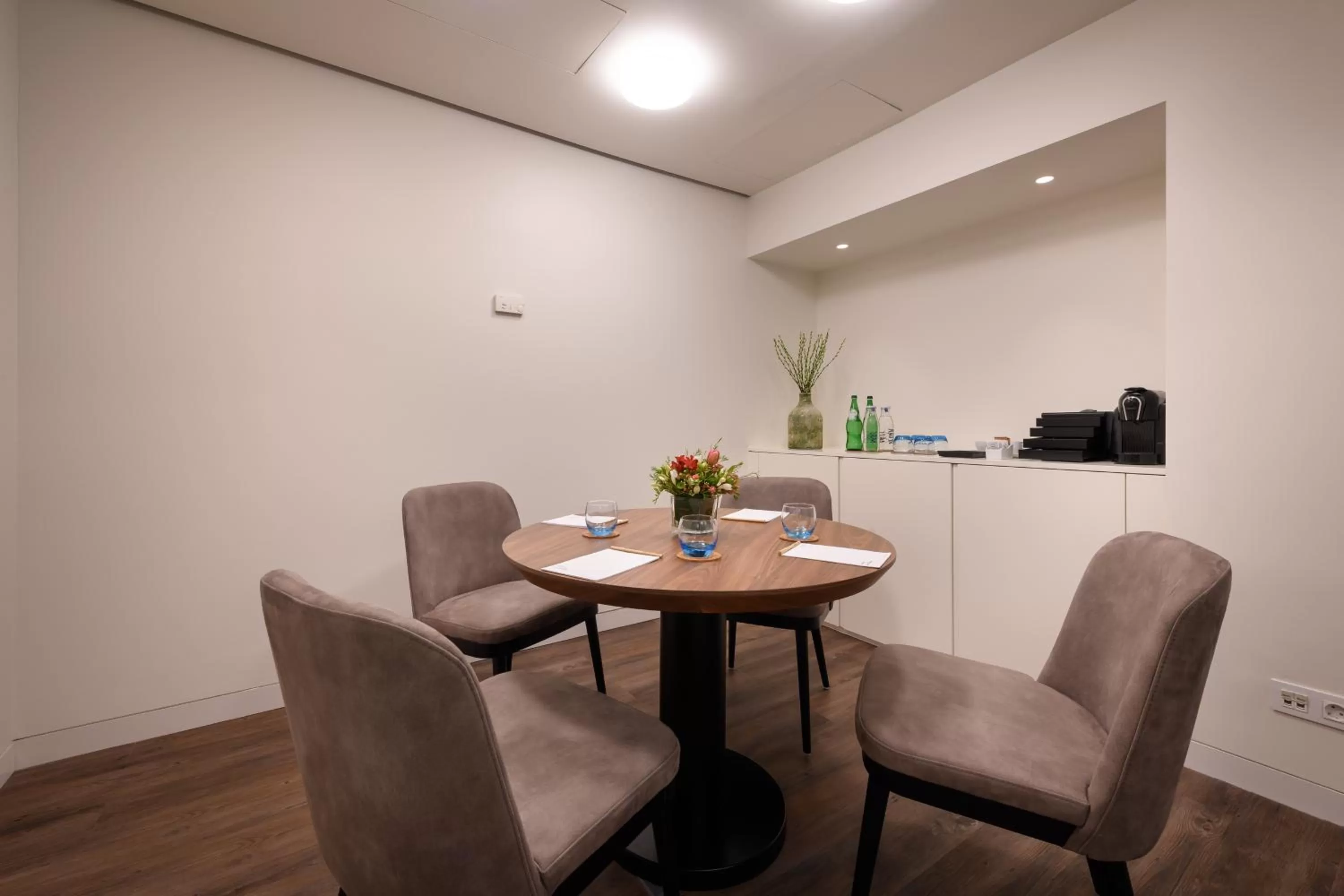 Business facilities in Inspira Liberdade Boutique Hotel