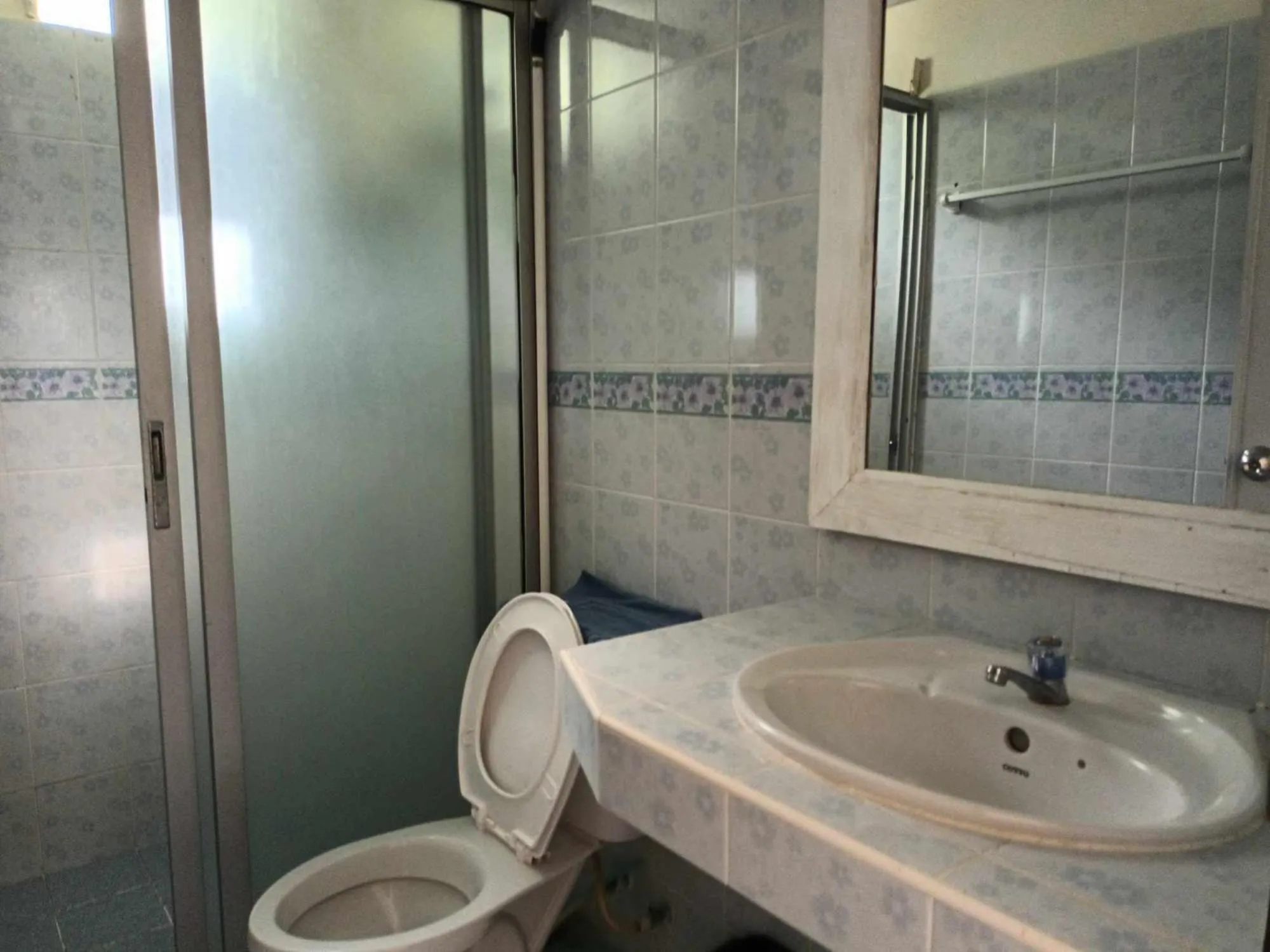 Patong Rose Guest House 50m to Beach