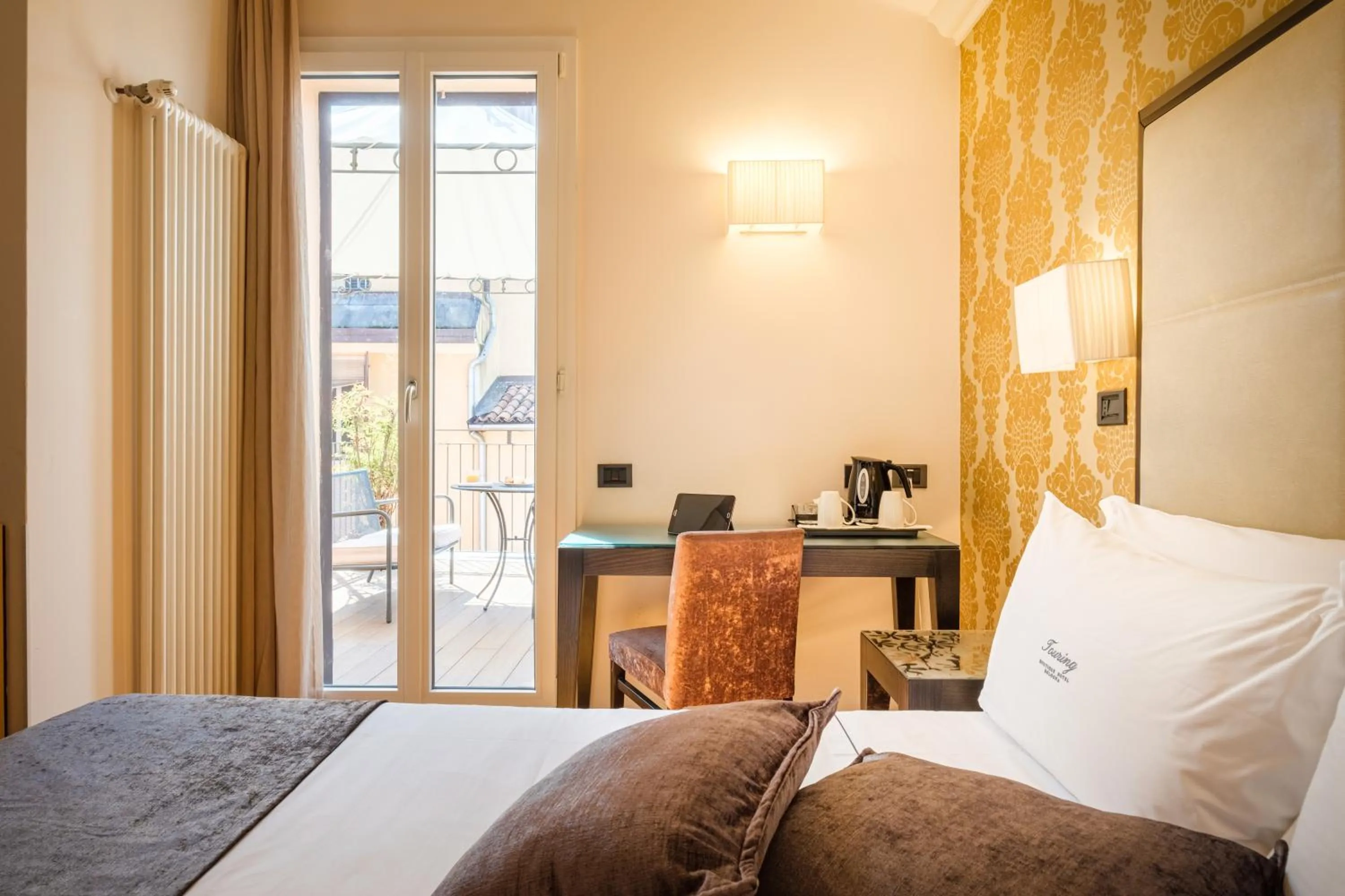 Bed in Hotel Touring