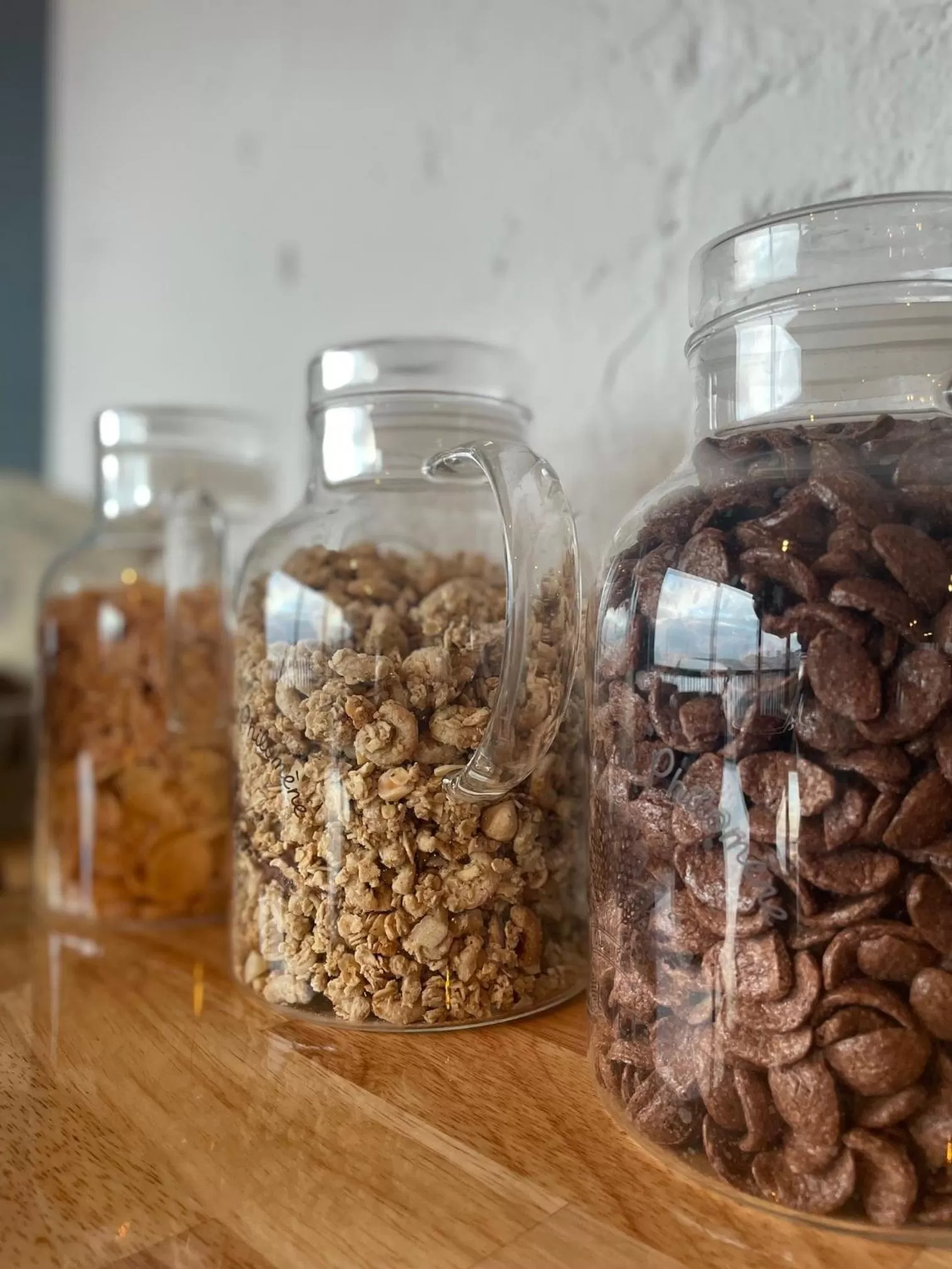 Breakfast in LOGIS HOTEL - La Petite Rade