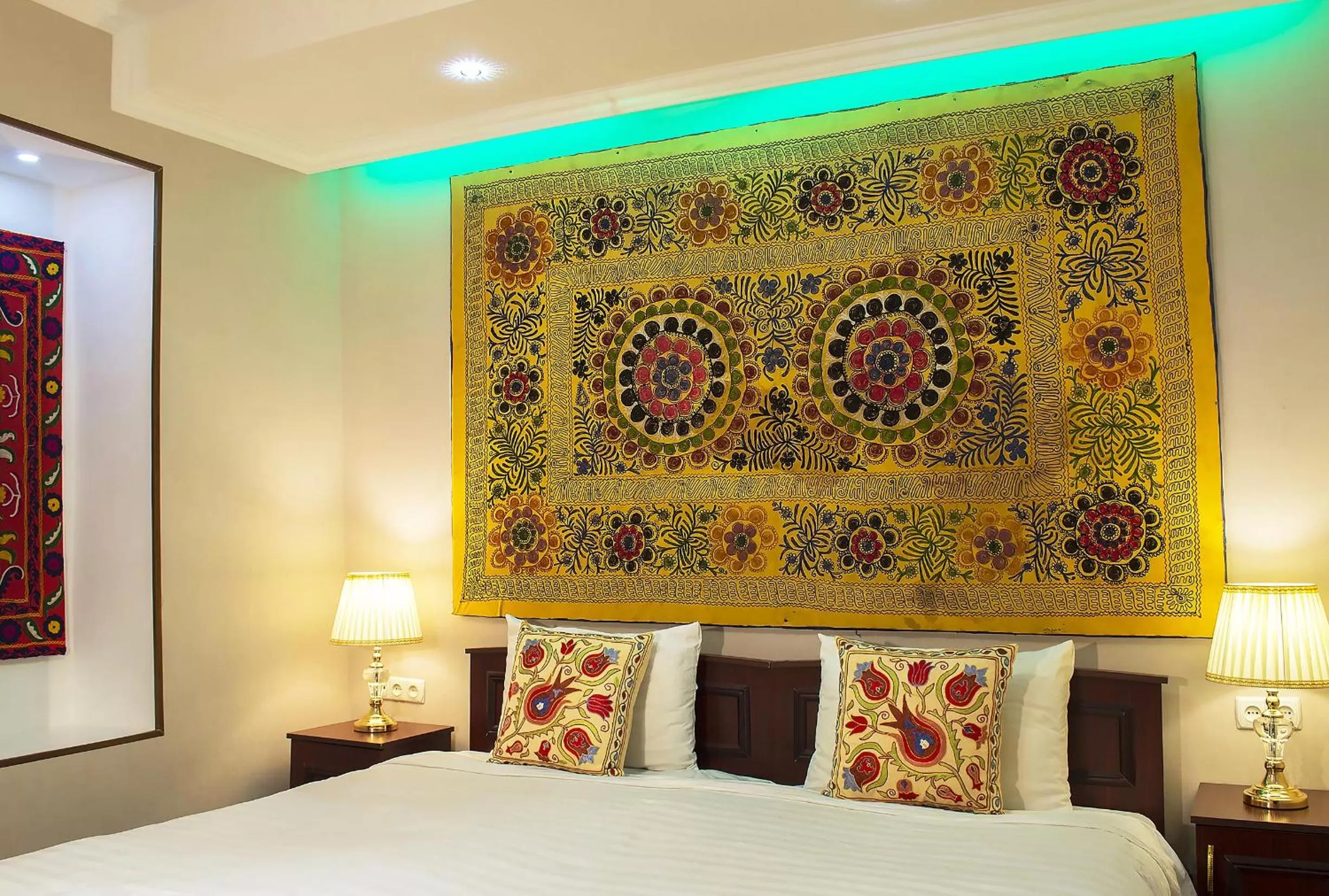 Photo of the whole room, Bed in Jahongir Guest House