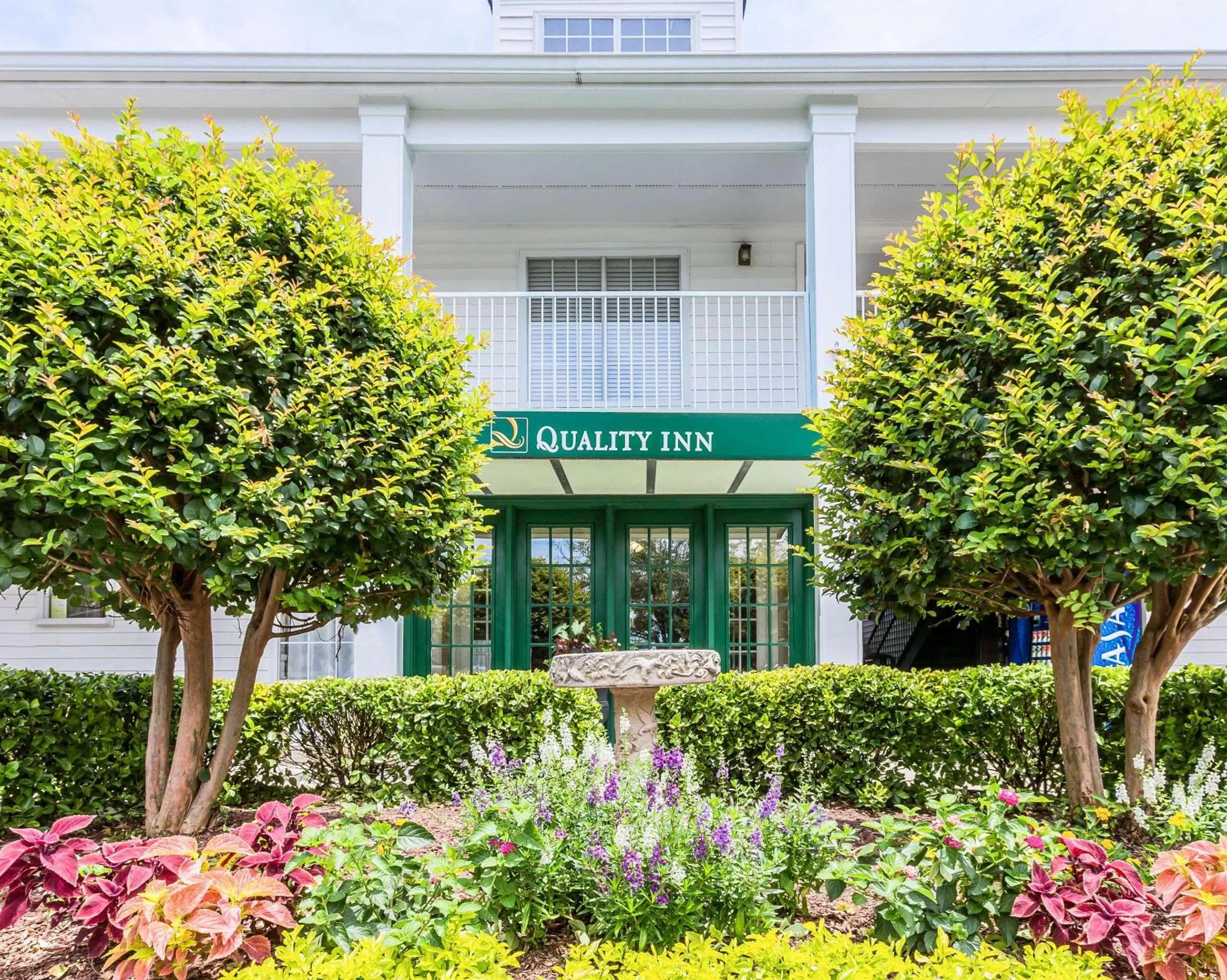 Property building in Quality Inn Trussville I-59 exit 141