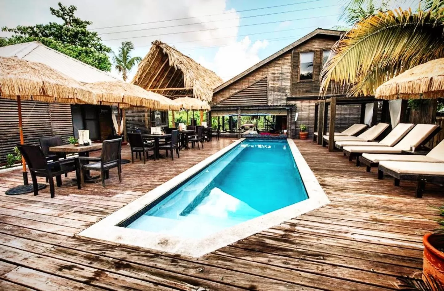 Property building, Swimming Pool in PUR Boutique Cabanas, Adults Only