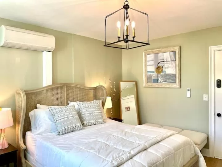 Bed in Buttonwood Boutique Hotel