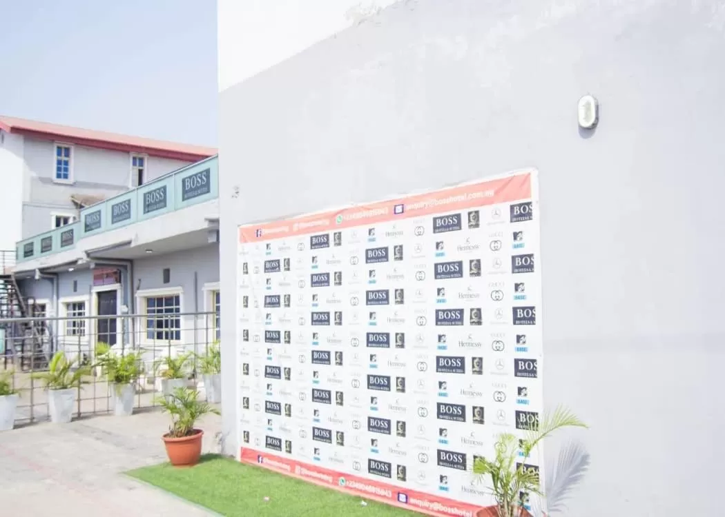 BOSS HOTELS & SUITES*****