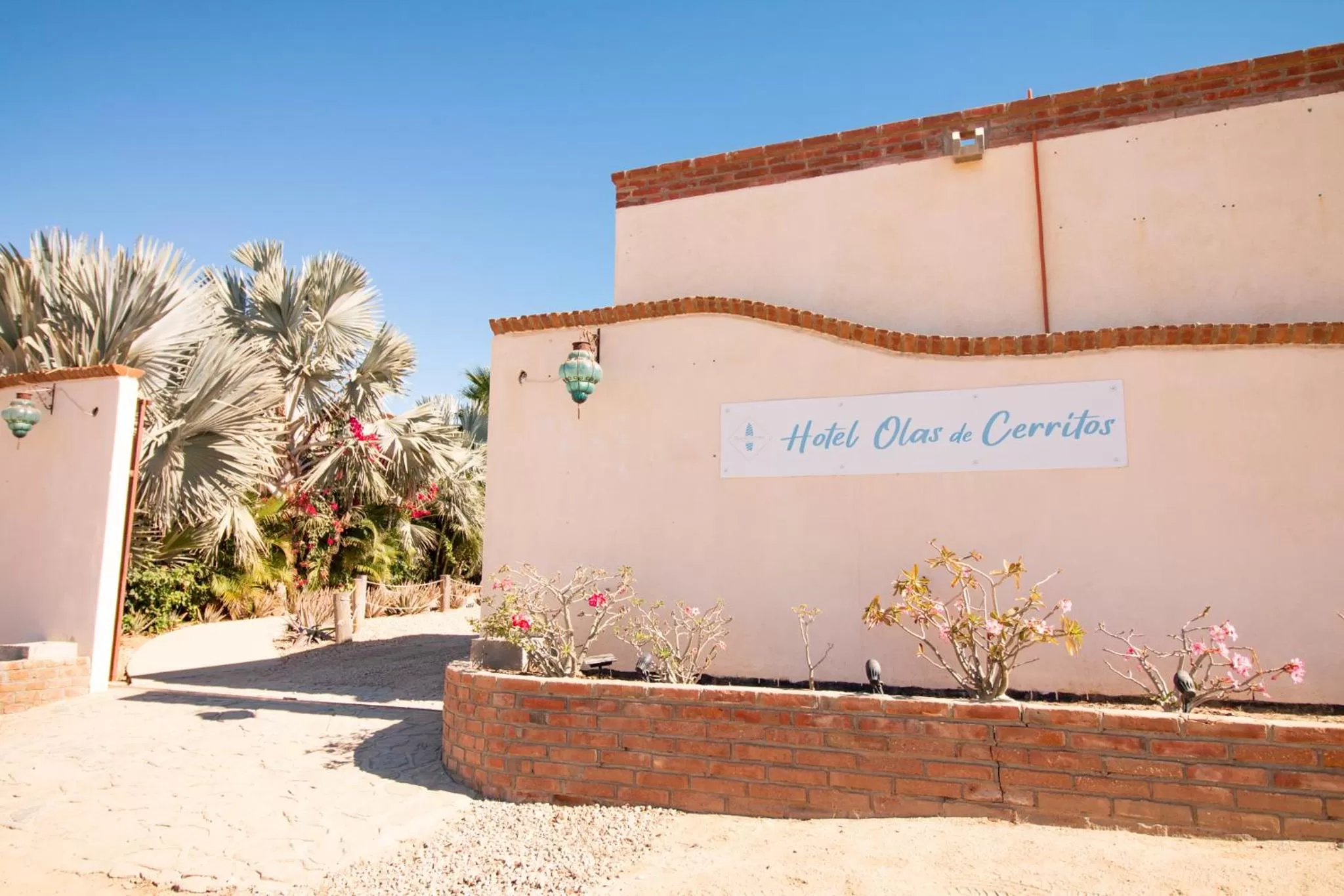 Property Logo/Sign in Olas de Cerritos