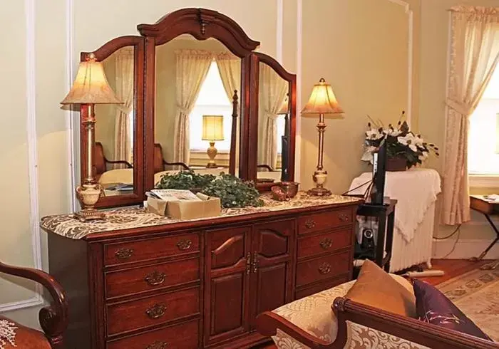 Deluxe Queen Room in Port City Guest House Deluxe Queen Room in Port City Guest House